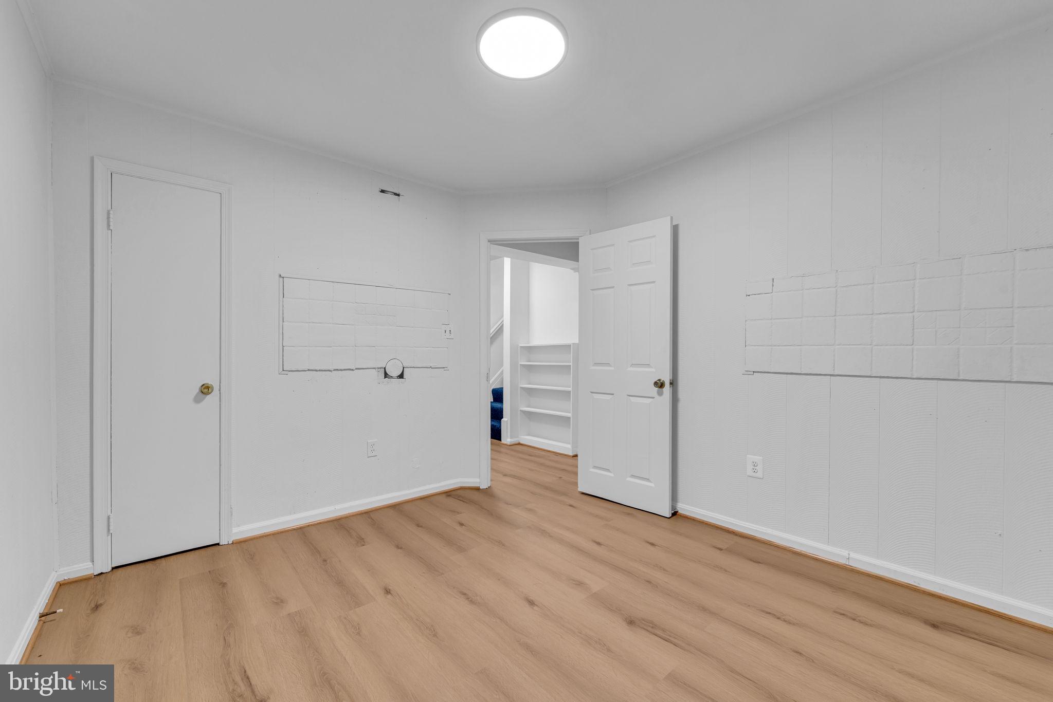 GREENWICH HILL - Residential