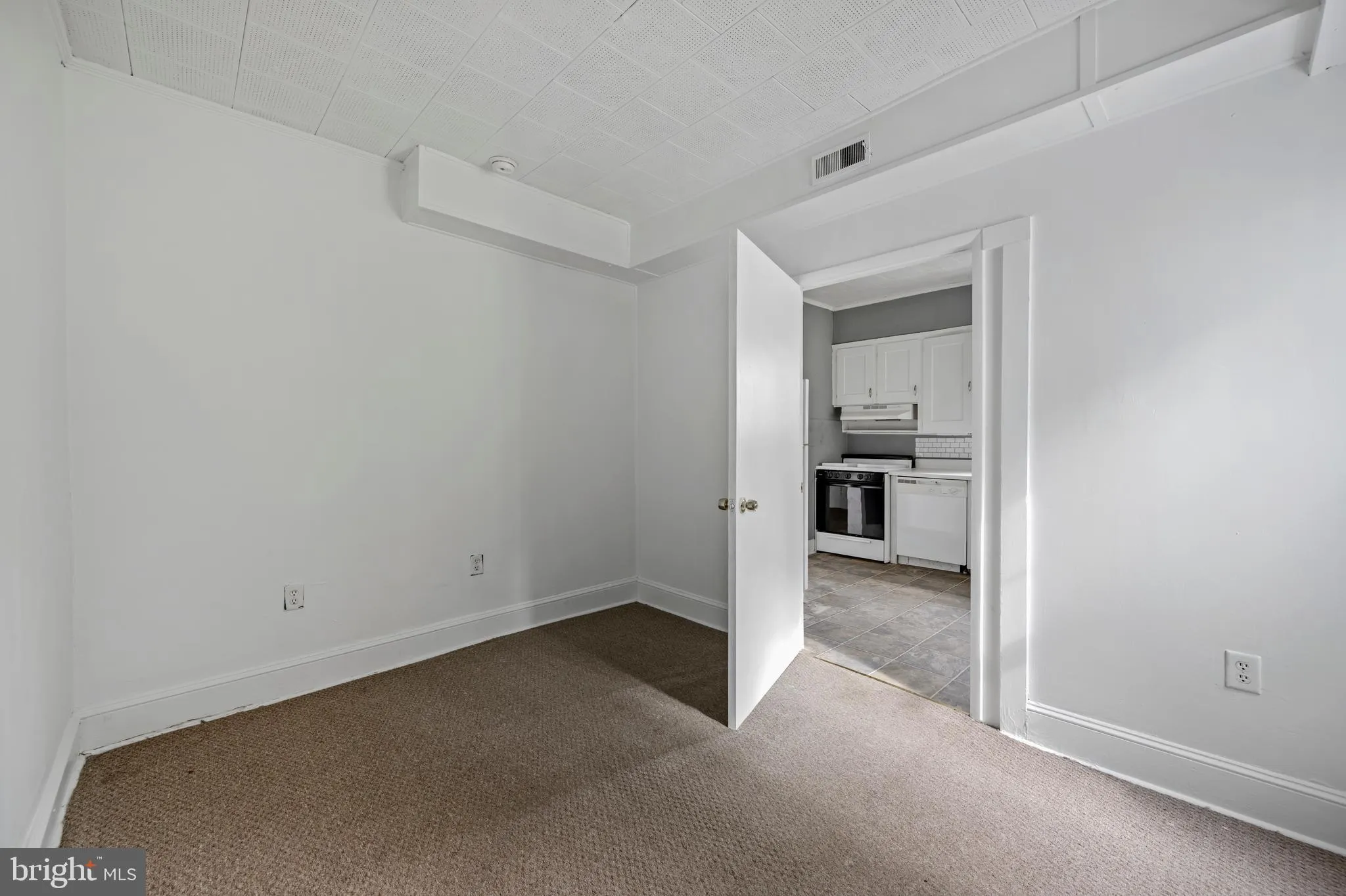 Milton, Delaware 19968, United States, 3 Bedrooms Bedrooms, ,4 BathroomsBathrooms,Residential,Active,218165