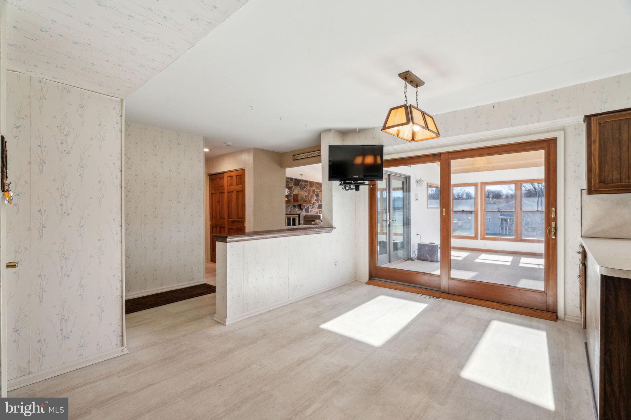 HAMPTONTOWNE - Residential