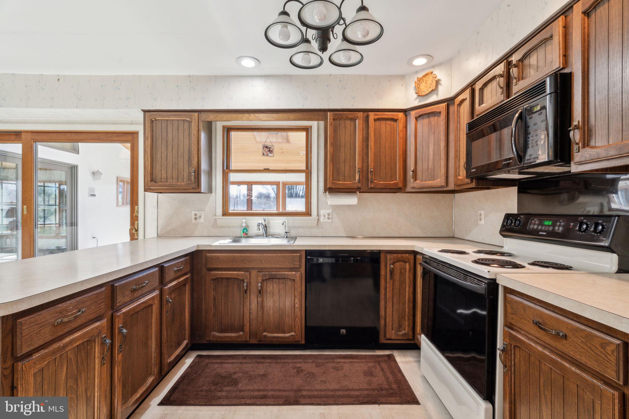 HAMPTONTOWNE - Residential