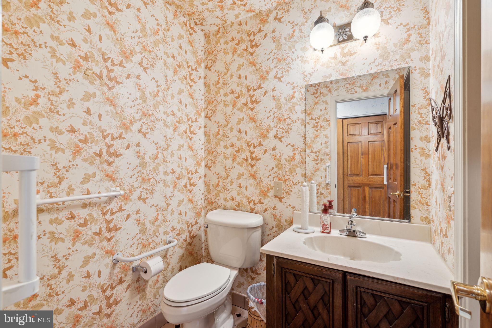 HAMPTONTOWNE - Residential