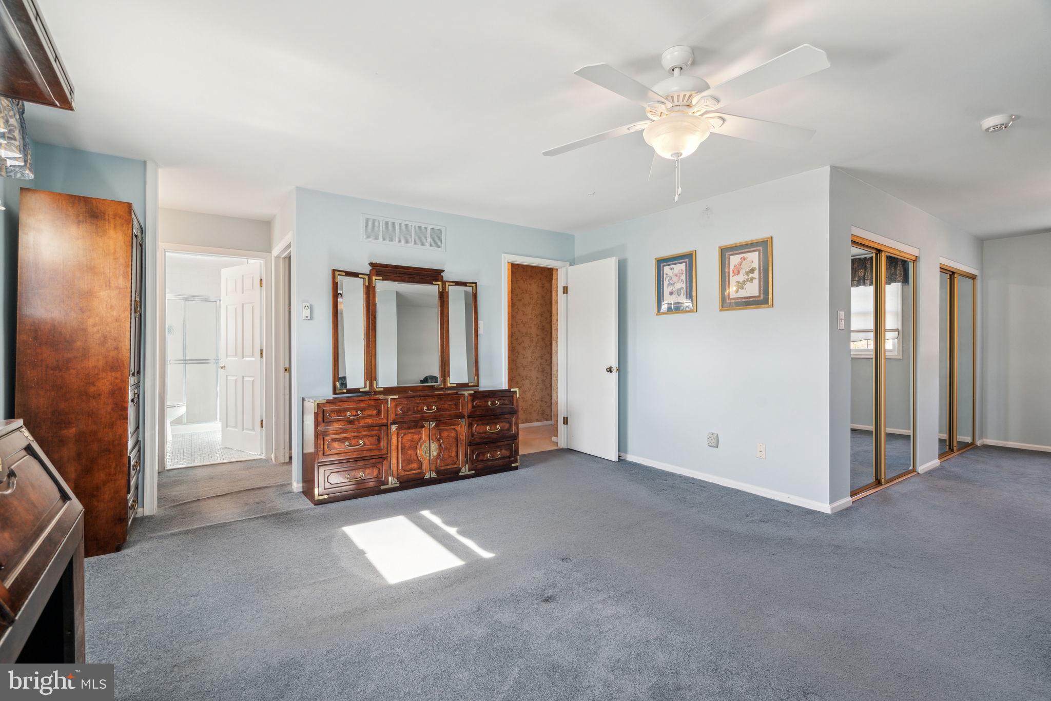 HAMPTONTOWNE - Residential