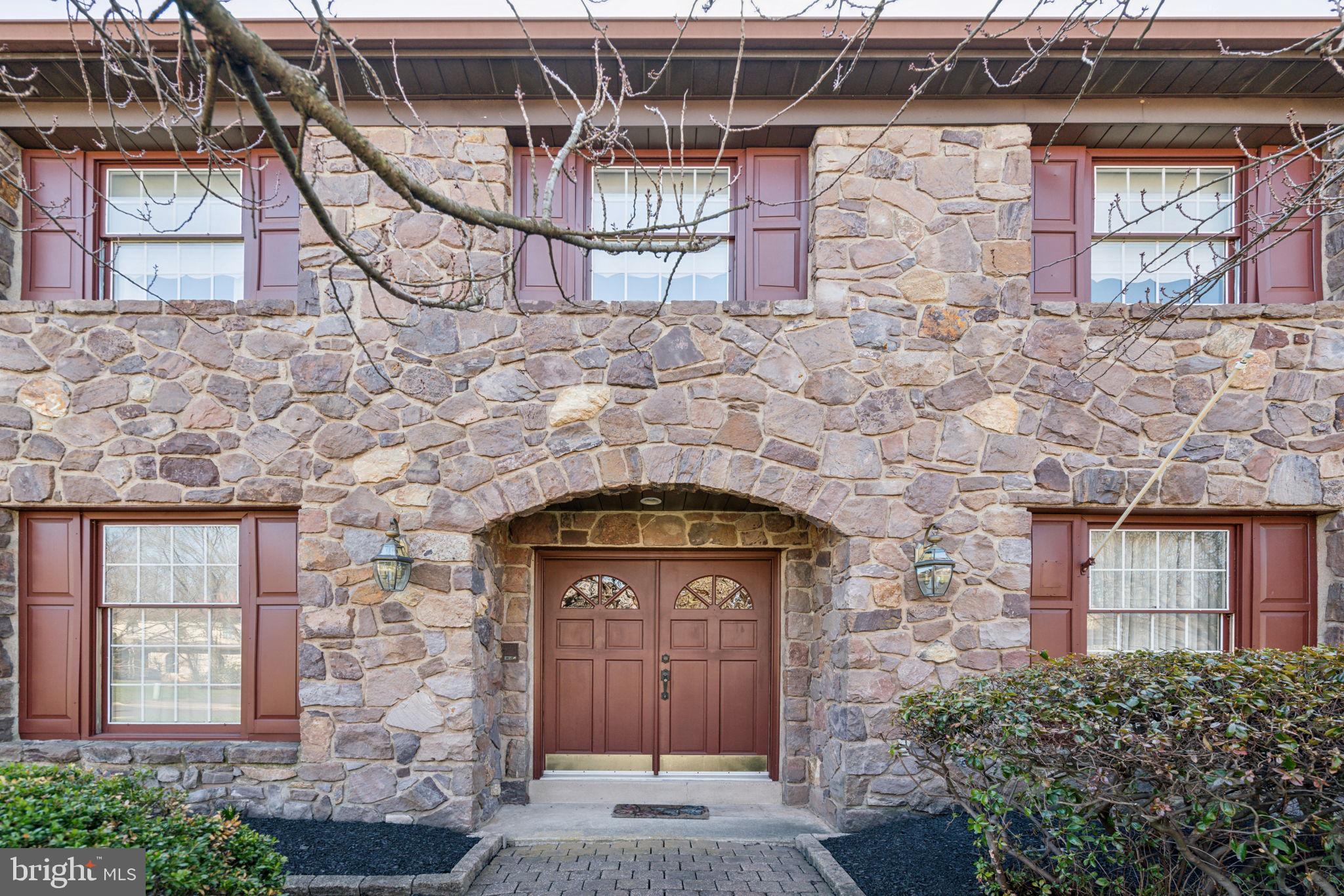 HAMPTONTOWNE - Residential