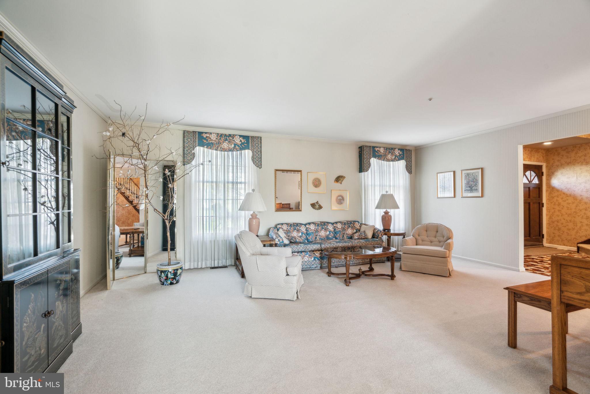 HAMPTONTOWNE - Residential