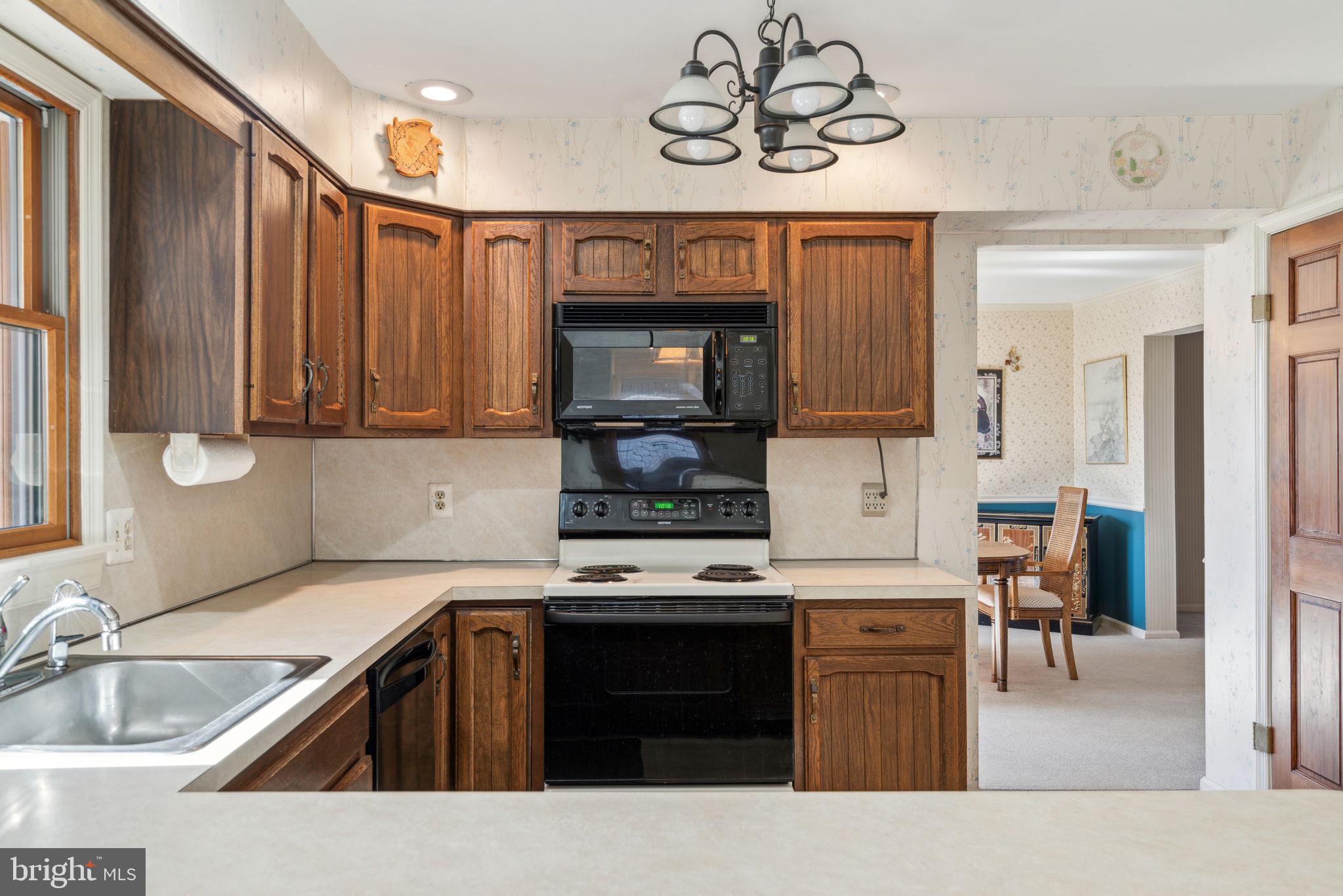 HAMPTONTOWNE - Residential