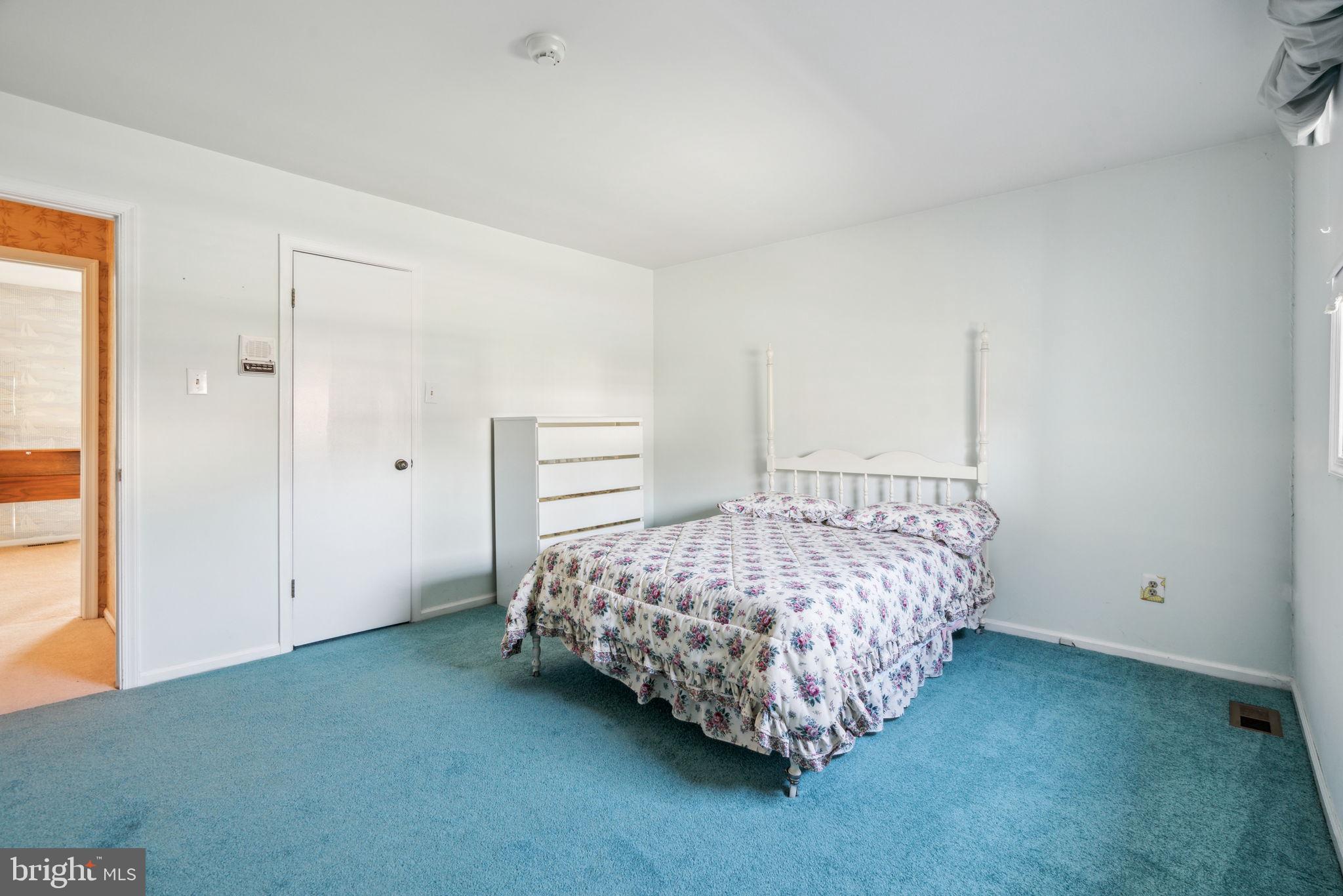 HAMPTONTOWNE - Residential