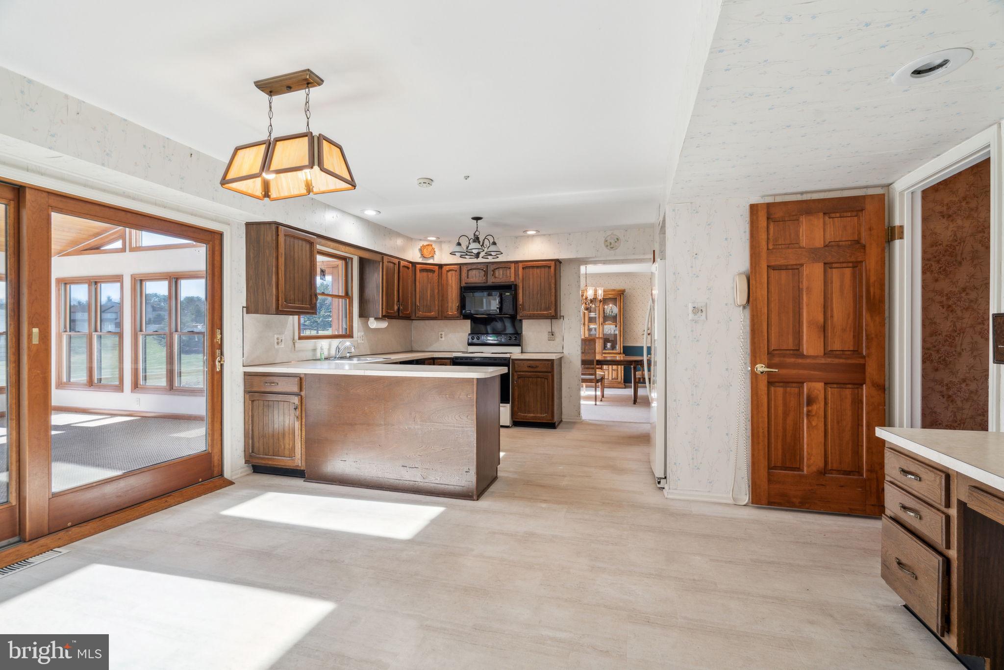 HAMPTONTOWNE - Residential