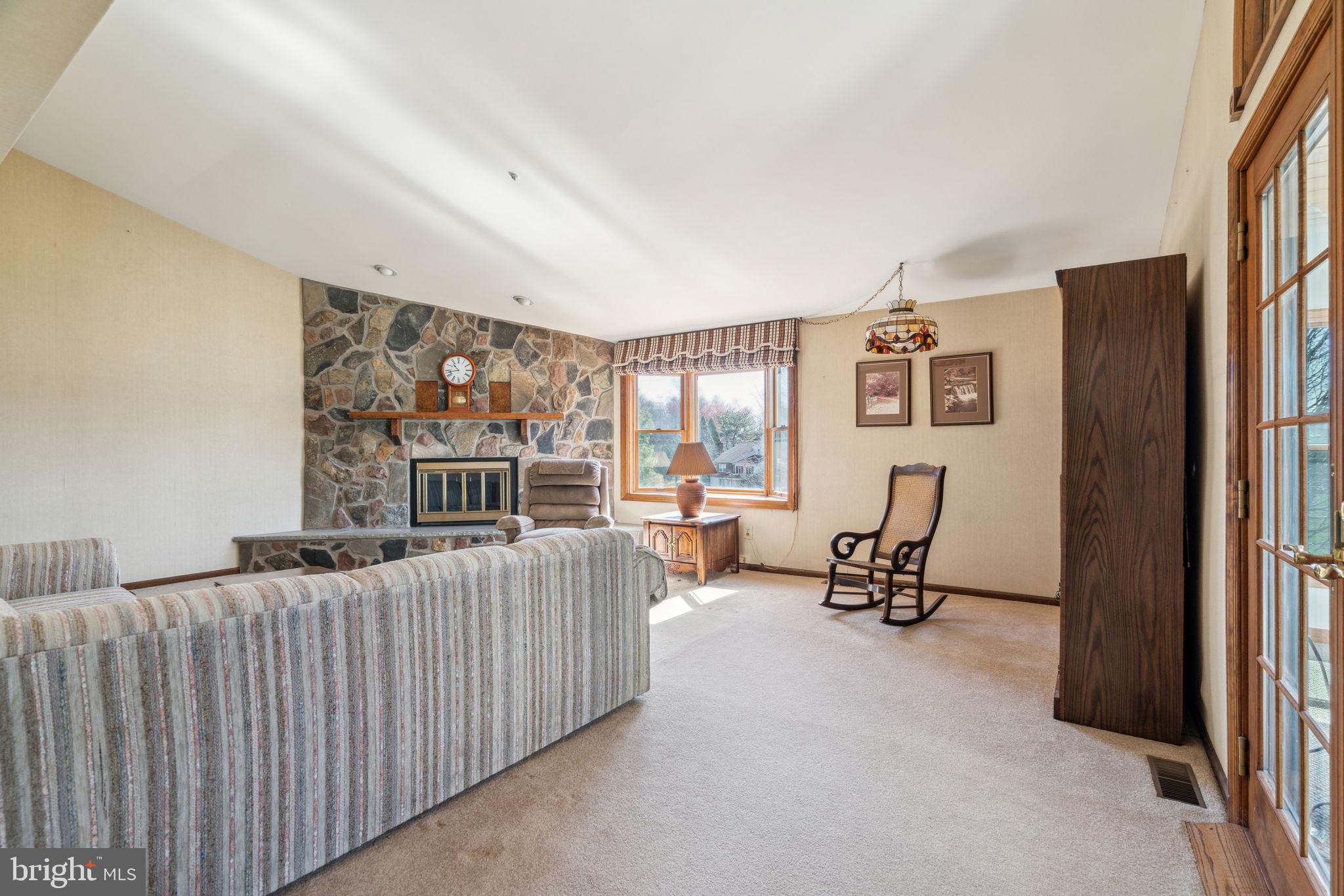 HAMPTONTOWNE - Residential