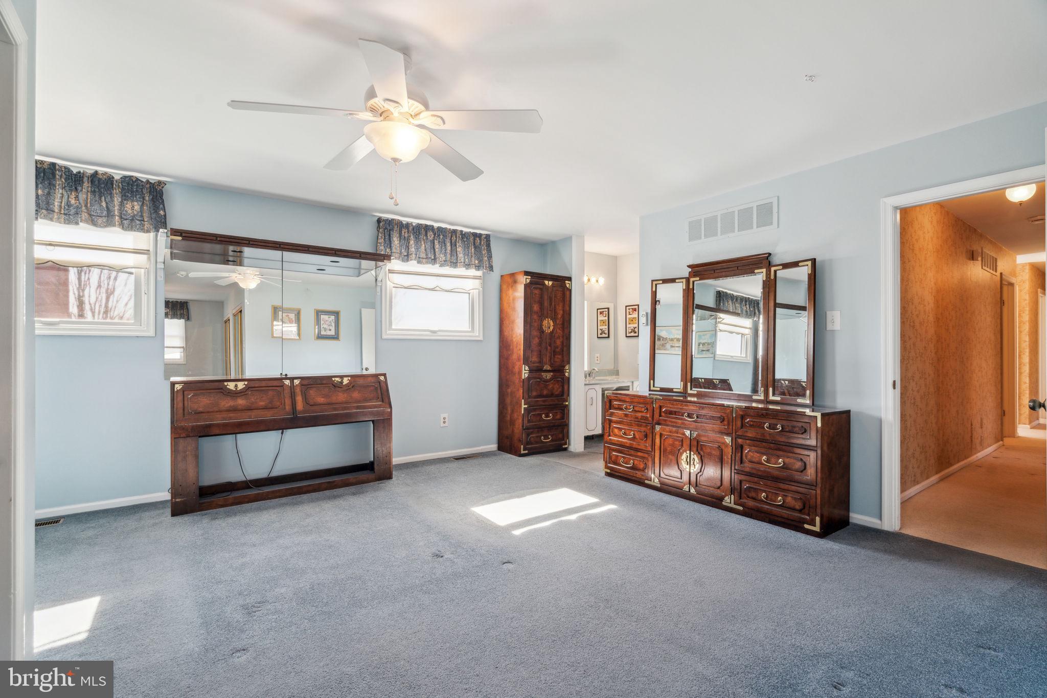 HAMPTONTOWNE - Residential