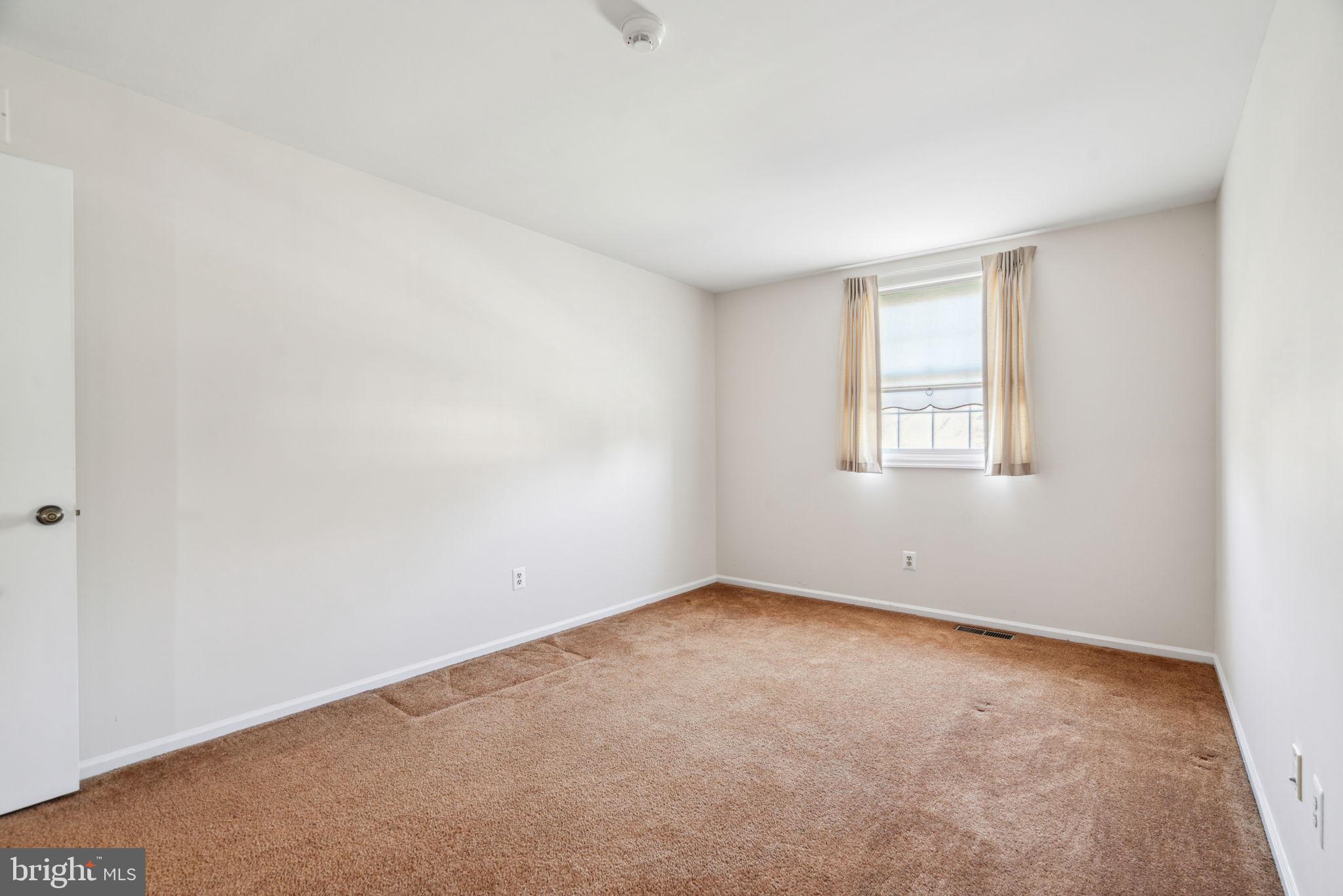 HAMPTONTOWNE - Residential