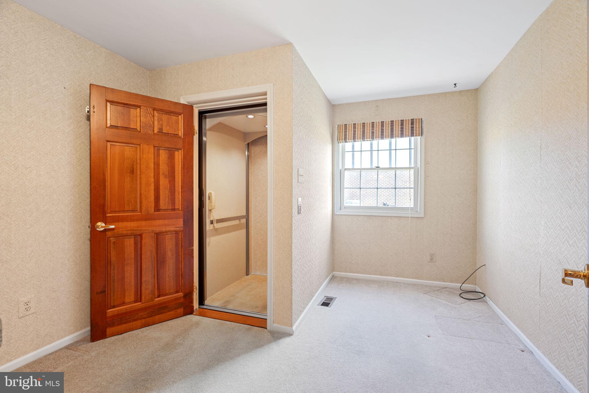 HAMPTONTOWNE - Residential