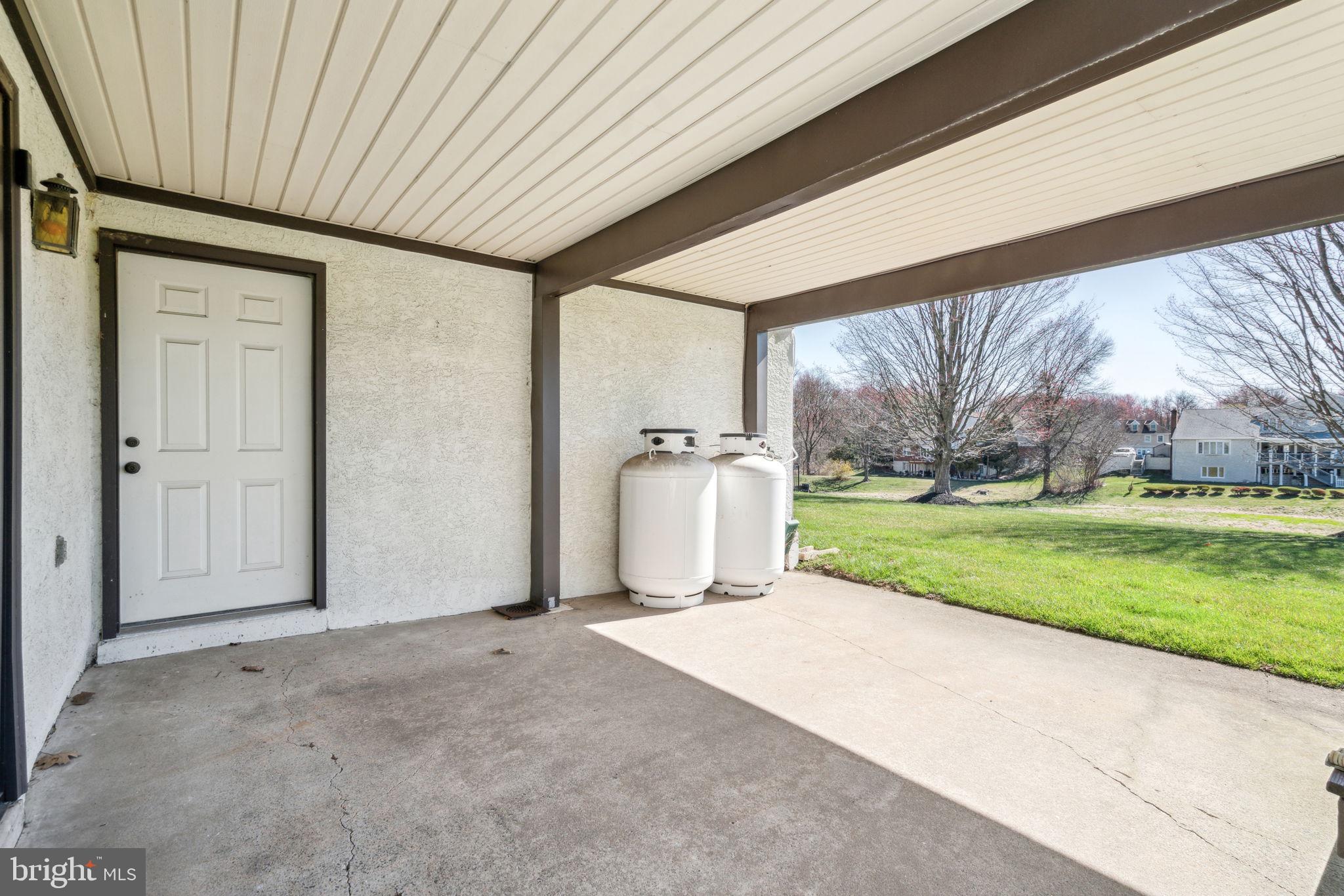 HAMPTONTOWNE - Residential