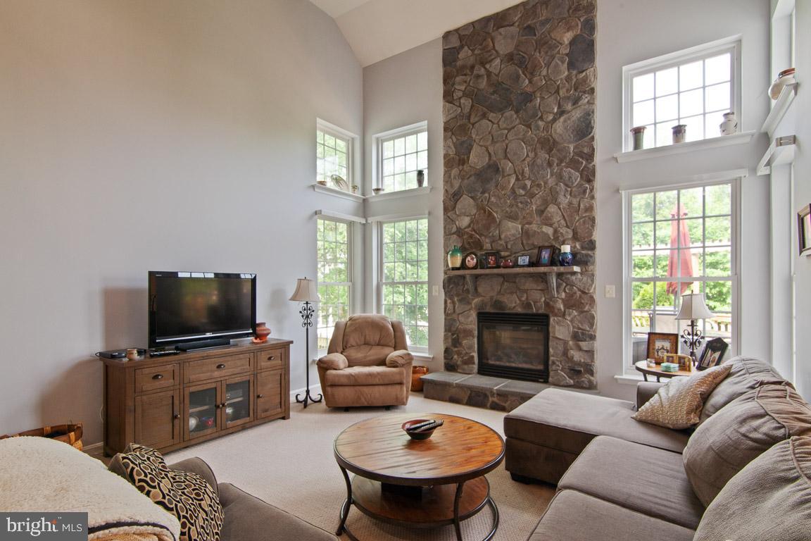 STONE RIDGE - Residential