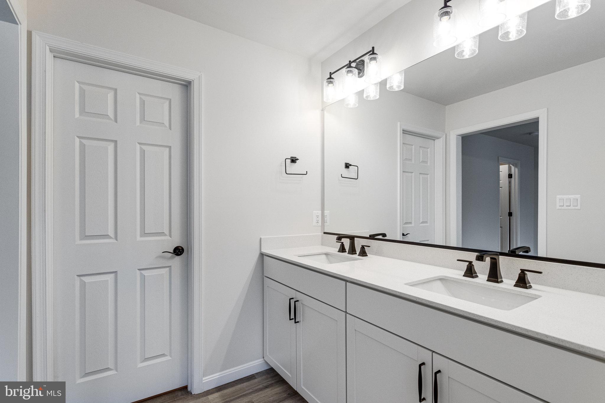 LOVING ESTATES - Residential