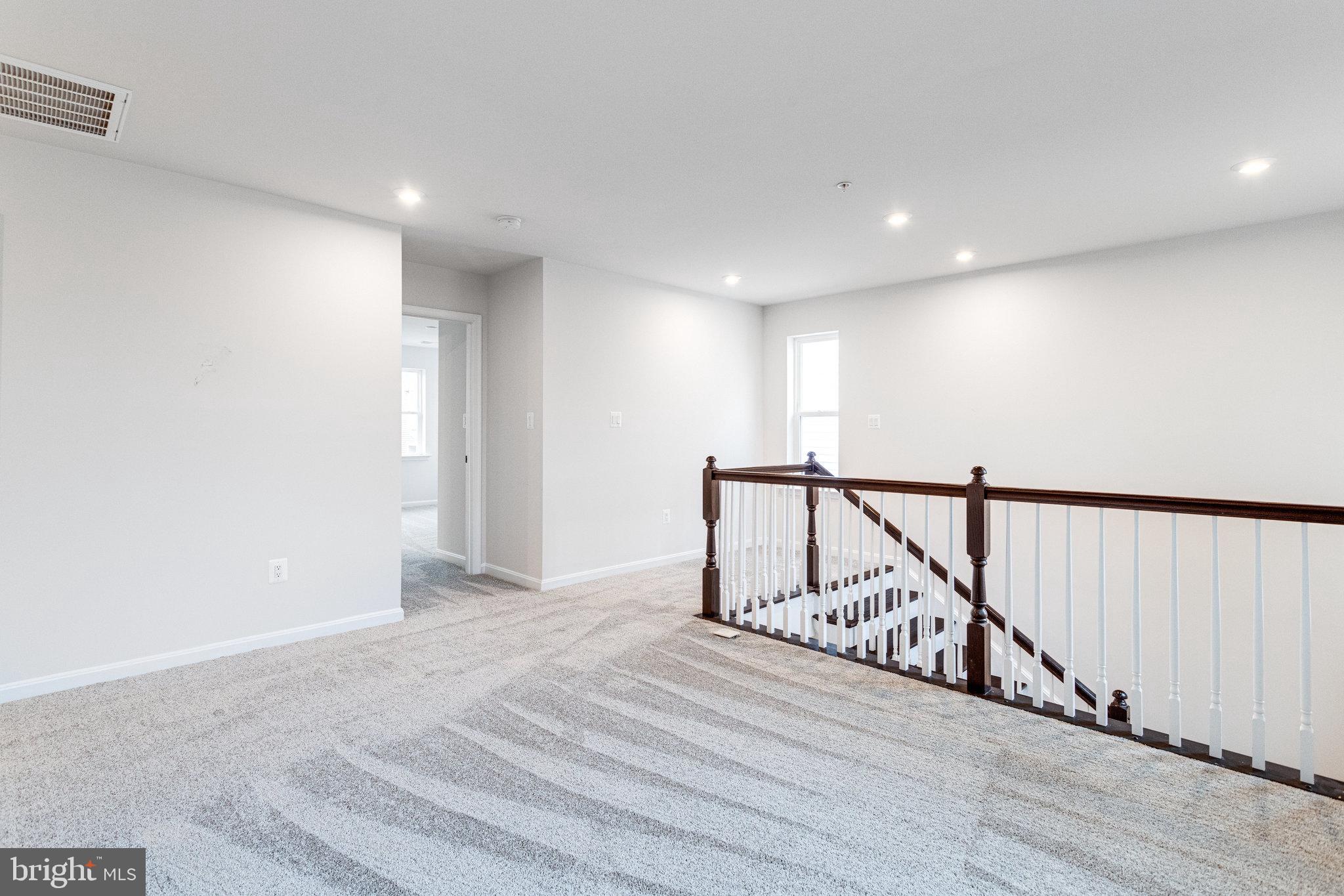 LOVING ESTATES - Residential