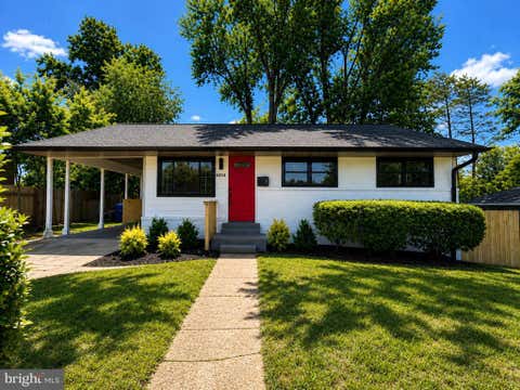 Photo of 4304 Elizabeth Street, ROCKVILLE, MD 20853 (MLS # MDMC2239662)