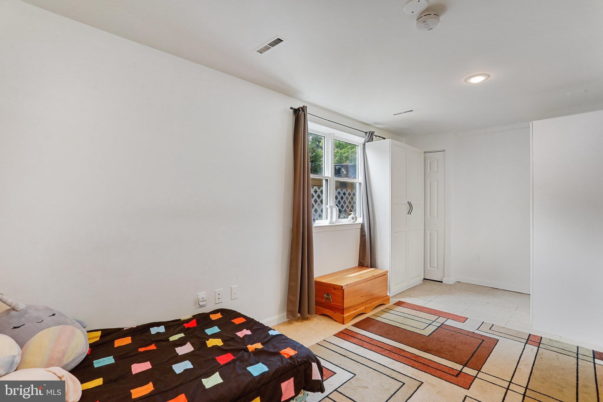 WEST END PARK - Residential