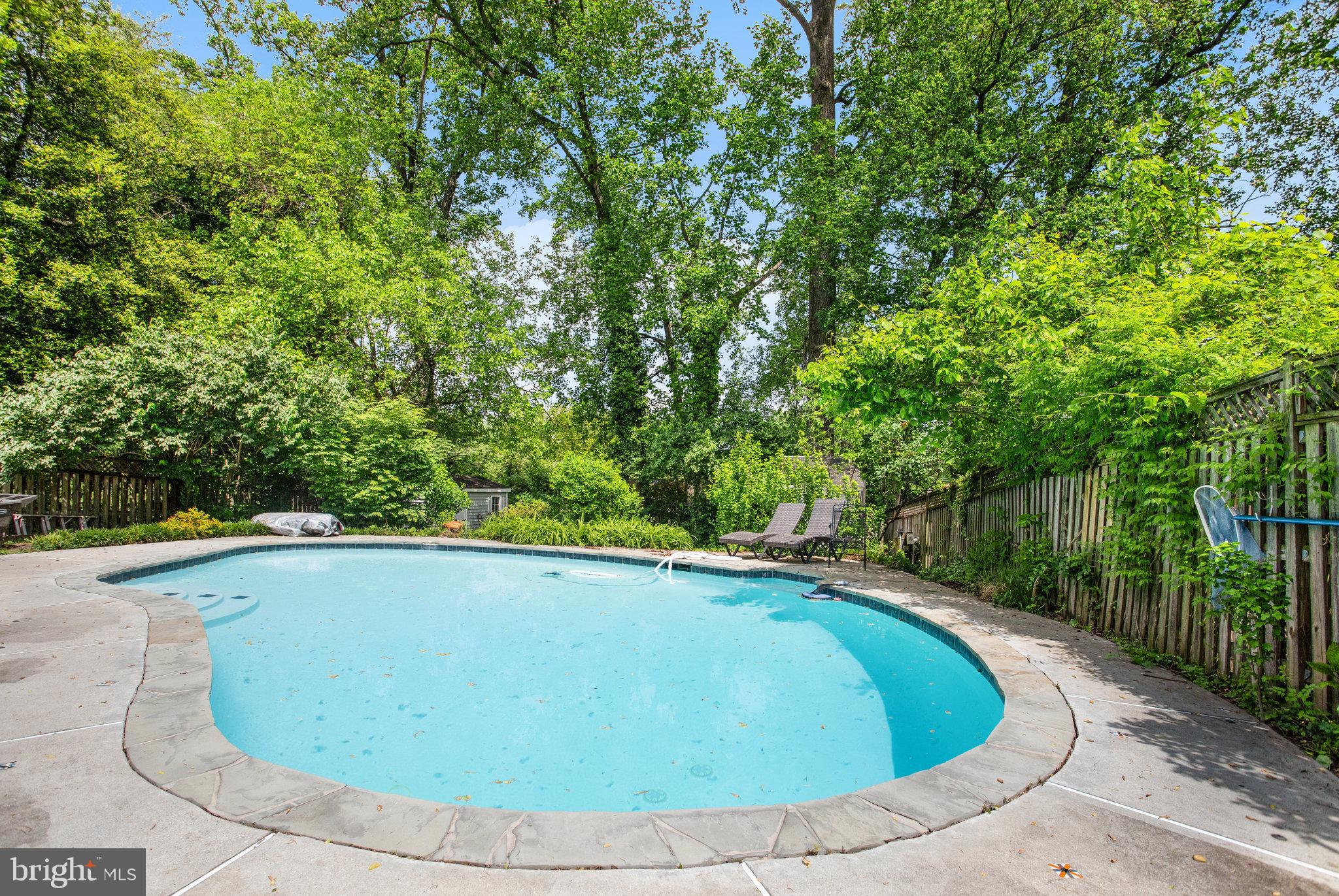 WEST END PARK - Residential