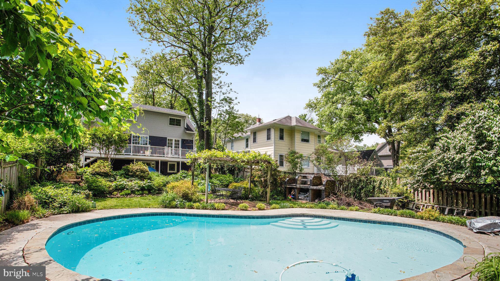 WEST END PARK - Residential