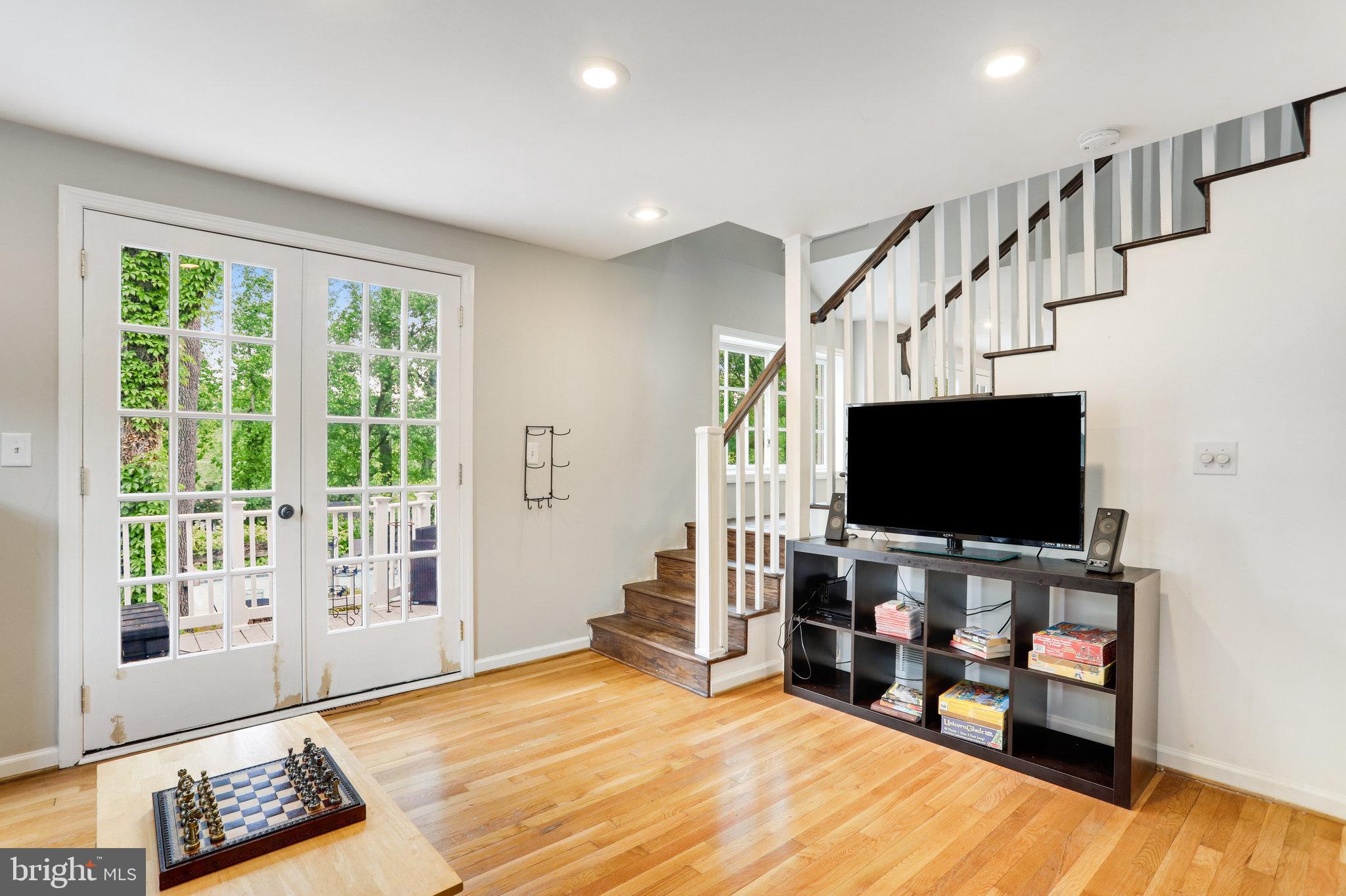 WEST END PARK - Residential