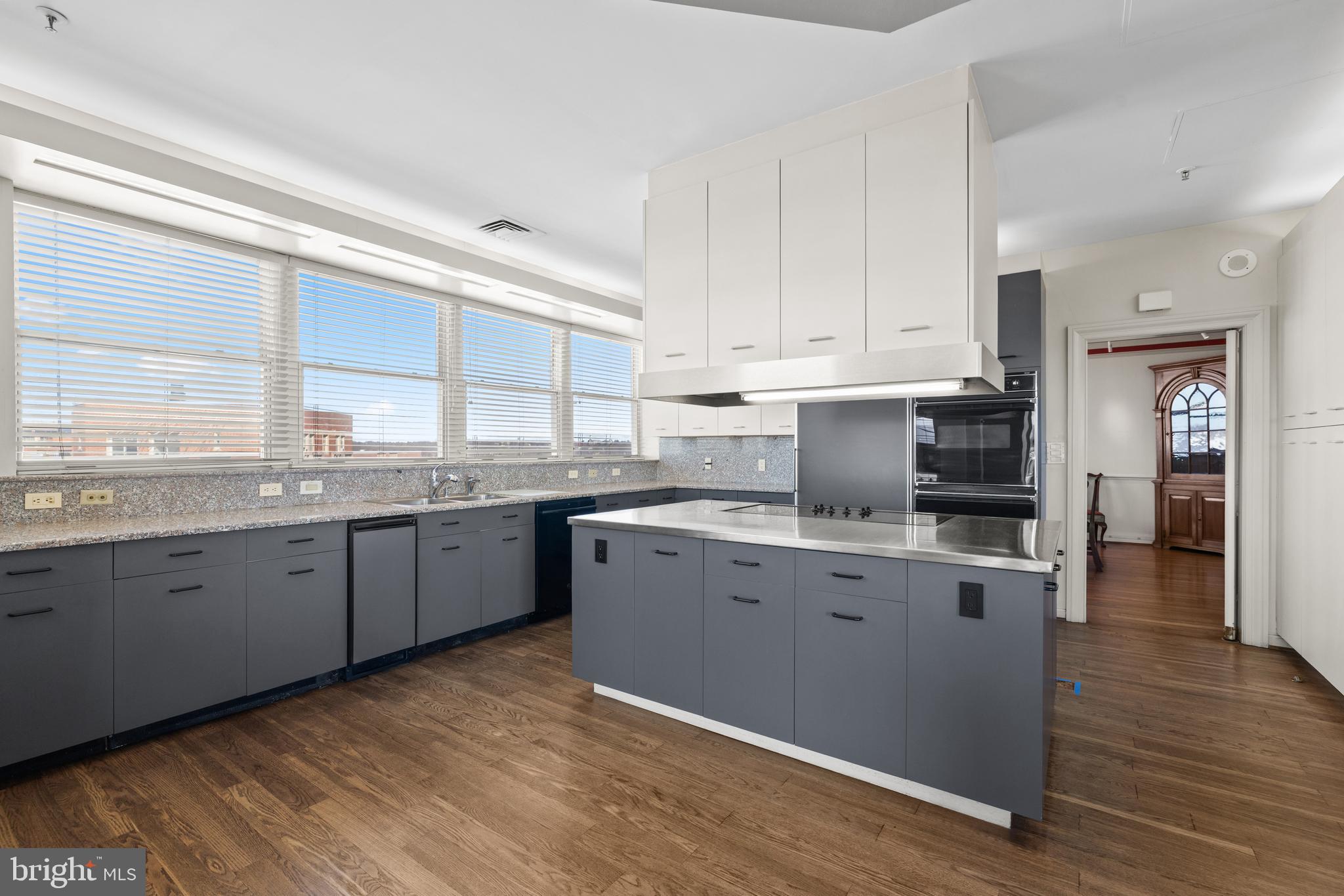 TUSCANY-CANTERBURY - Residential