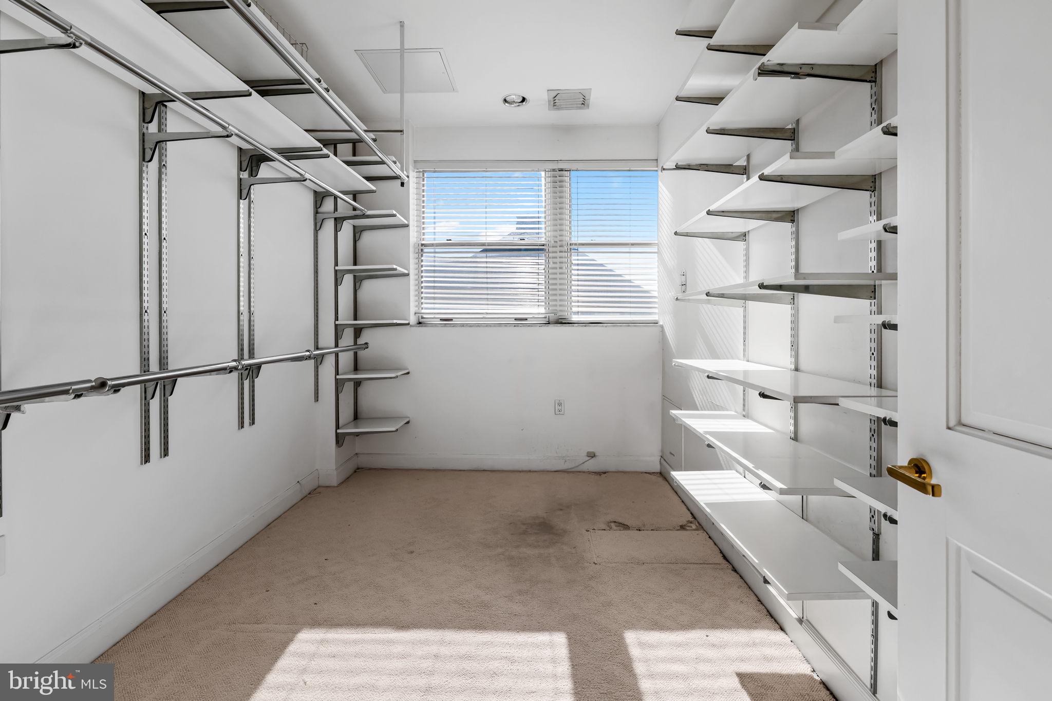 TUSCANY-CANTERBURY - Residential