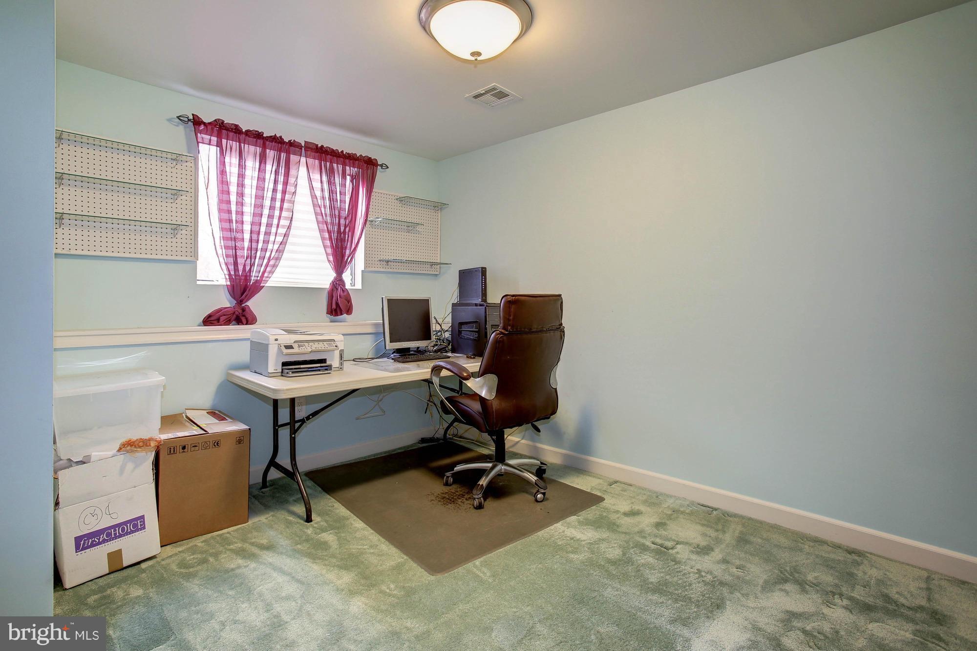 COUNTRY CLUB/LAKE MONTCLAIR - Residential