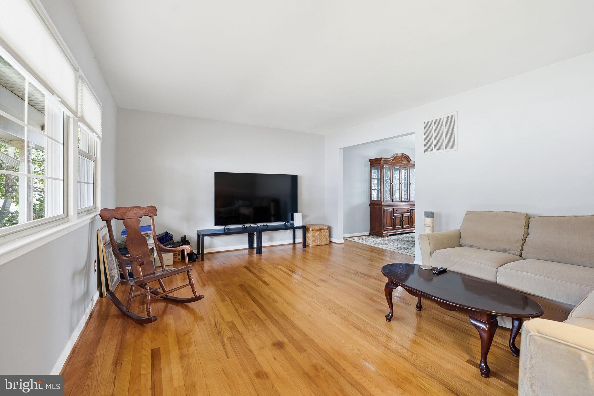 RIVERSIDE ESTATES - Residential