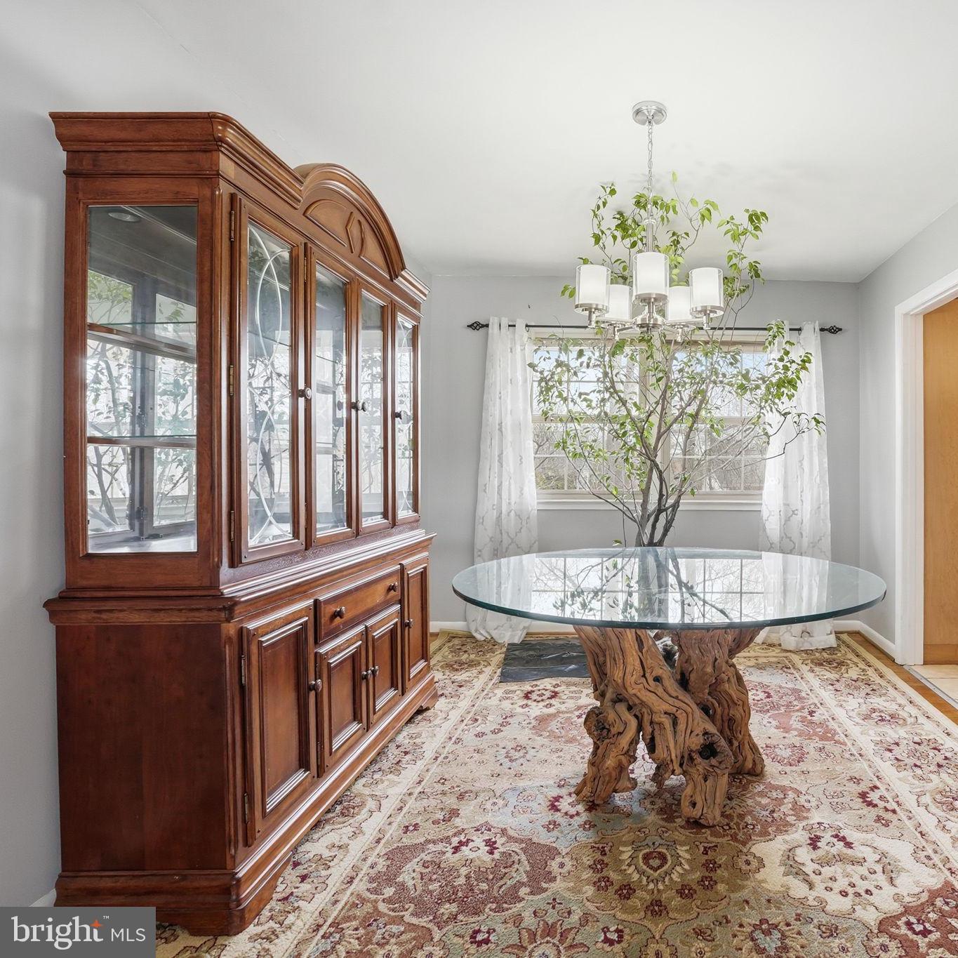 RIVERSIDE ESTATES - Residential