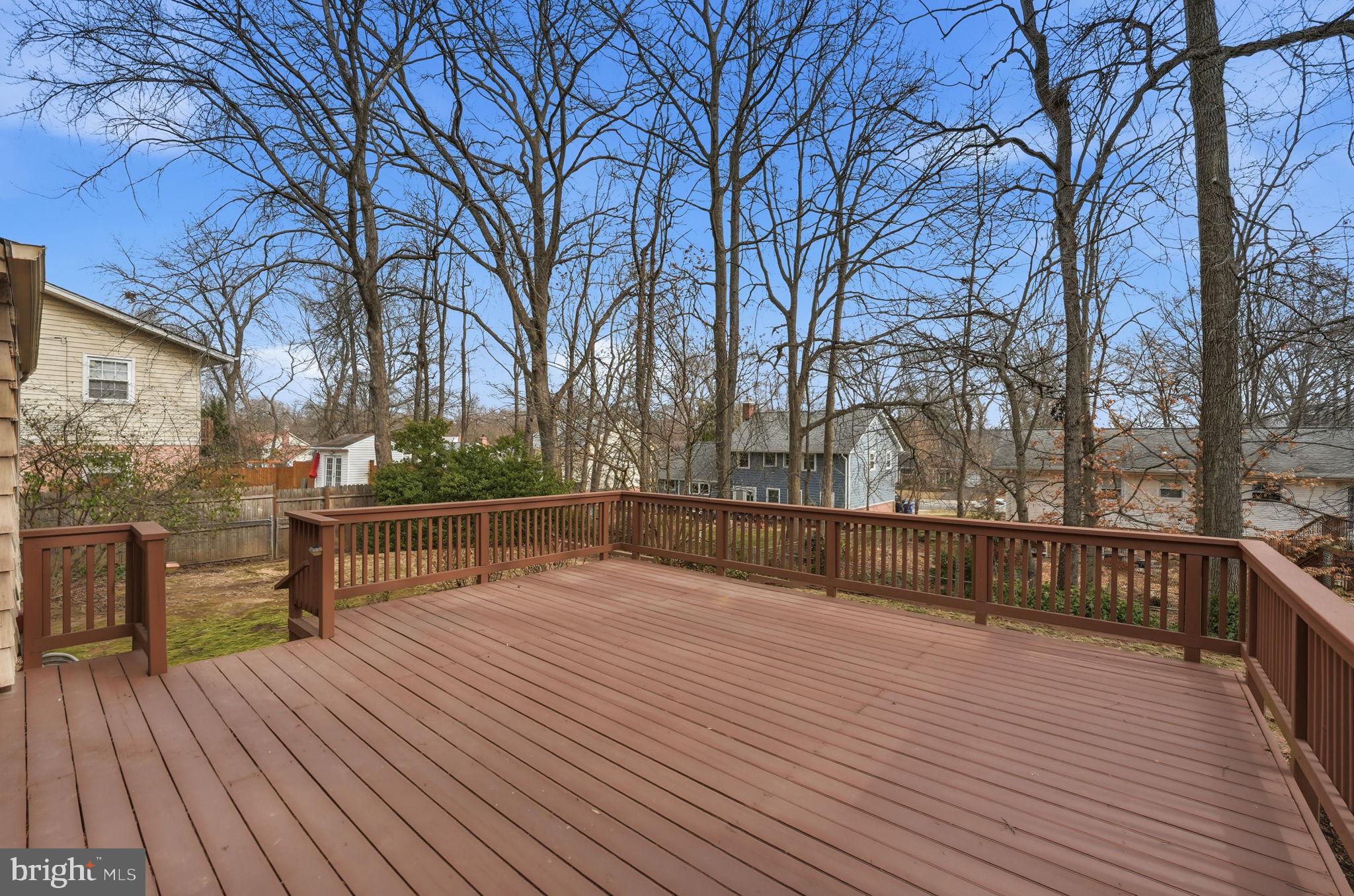 RIVERSIDE ESTATES - Residential