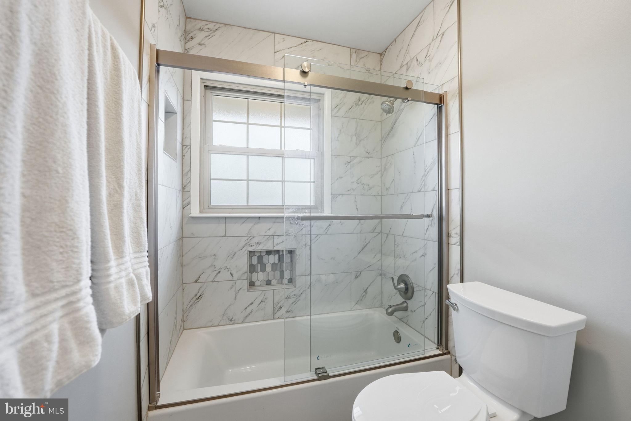 RIVERSIDE ESTATES - Residential