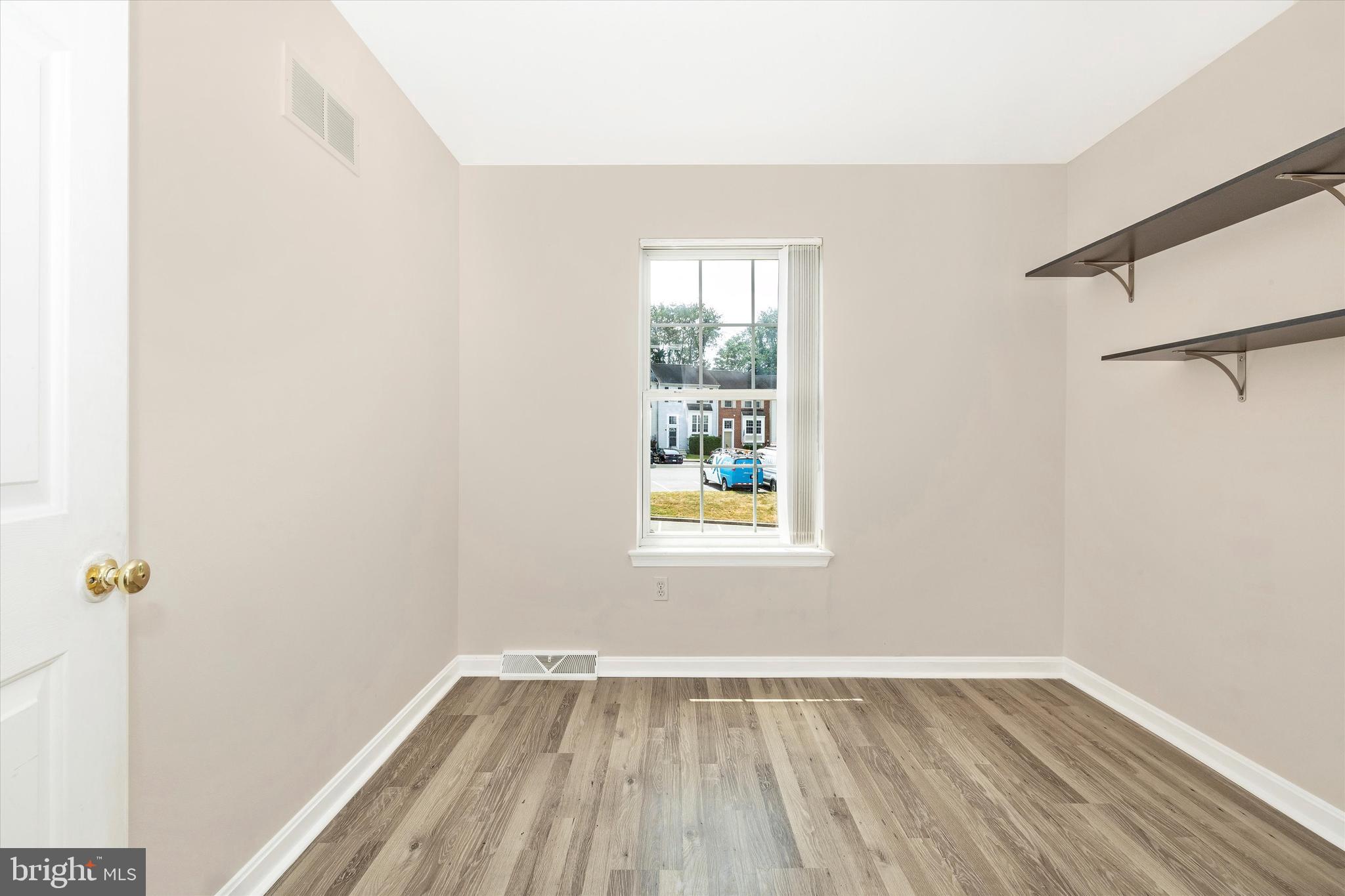 NEW MARKET WEST - Residential