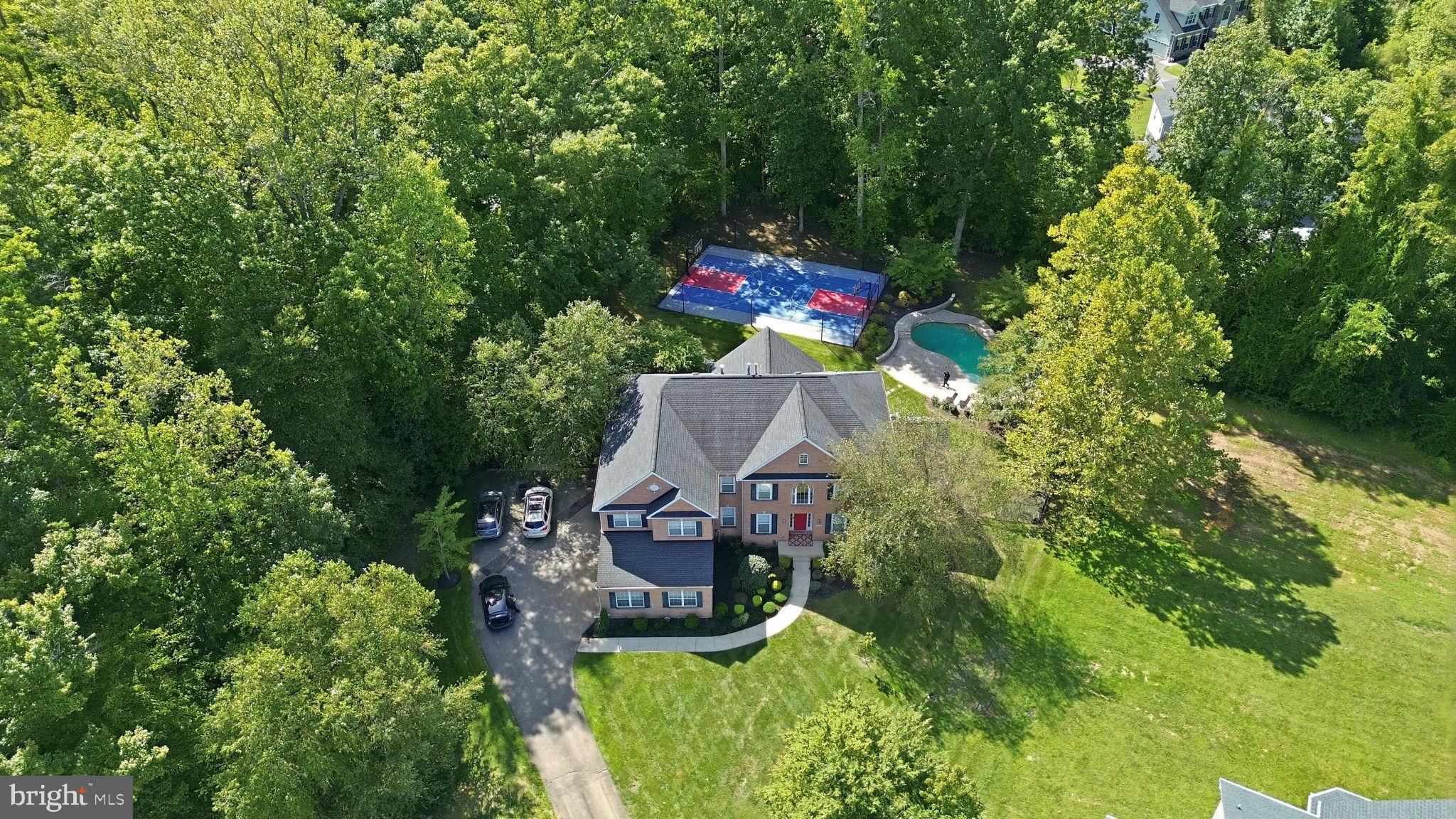 14401 DARREN COURT