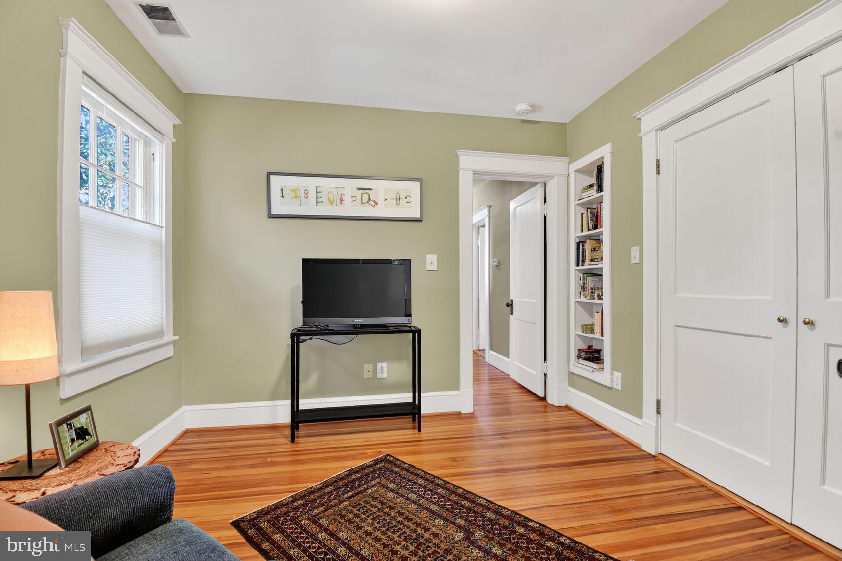 TAKOMA PARK - Residential