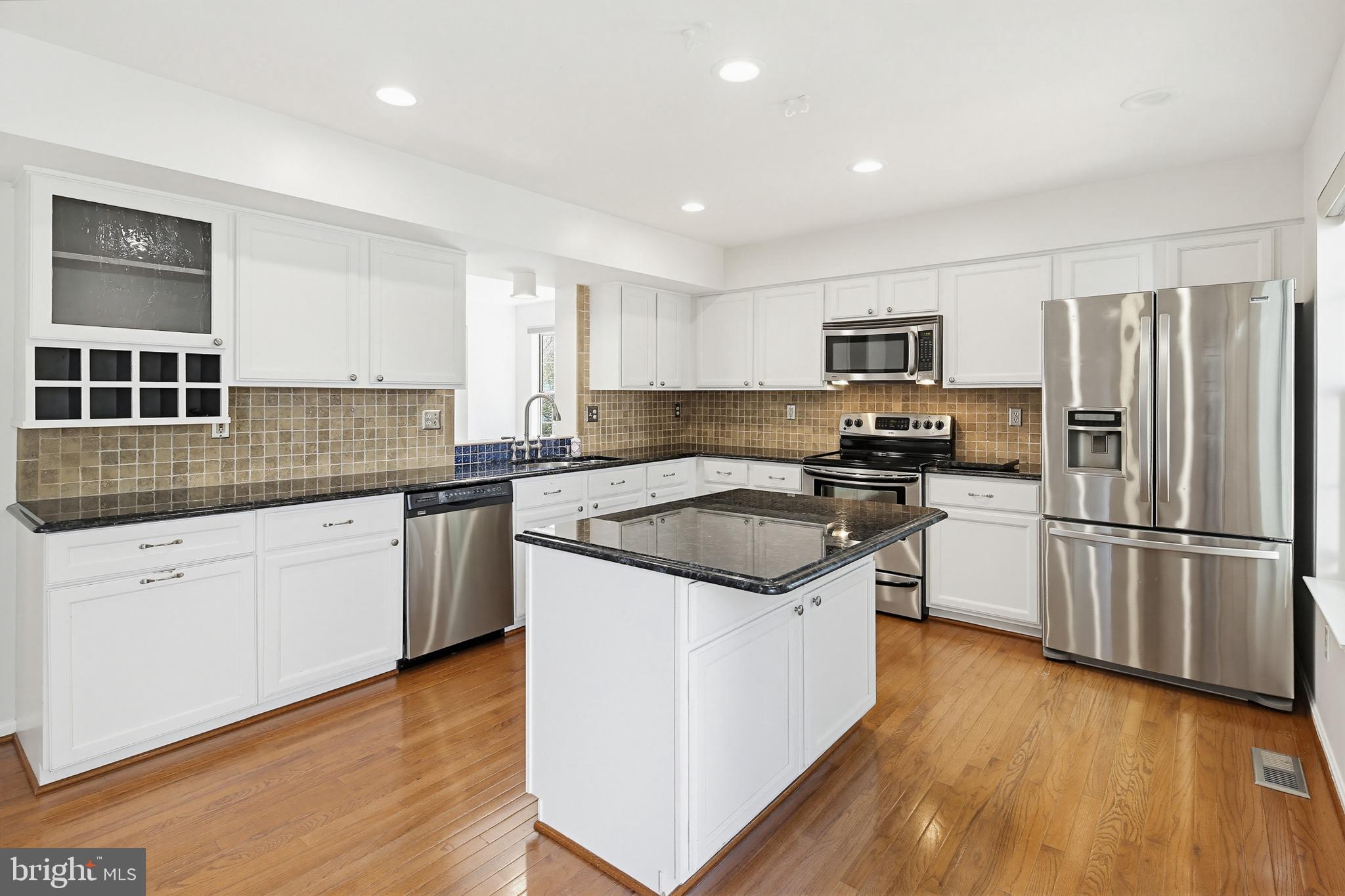 DORSEY SEARCH - Residential