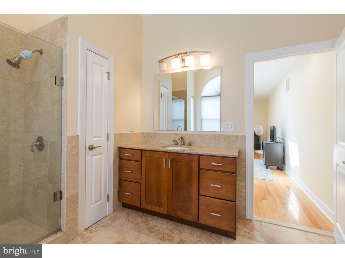 GRADUATE HOSPITAL - Residential