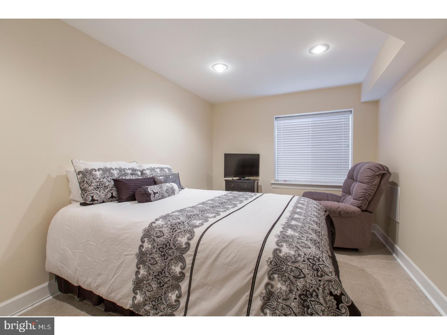 GRADUATE HOSPITAL - Residential