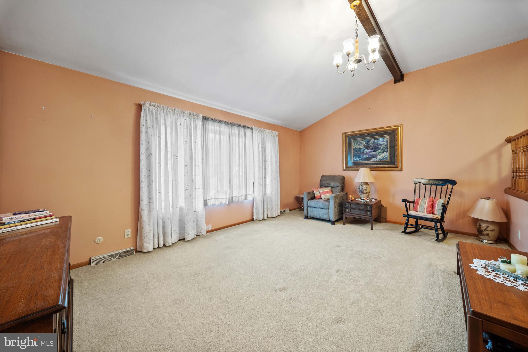 403 CIRCLE DRIVE