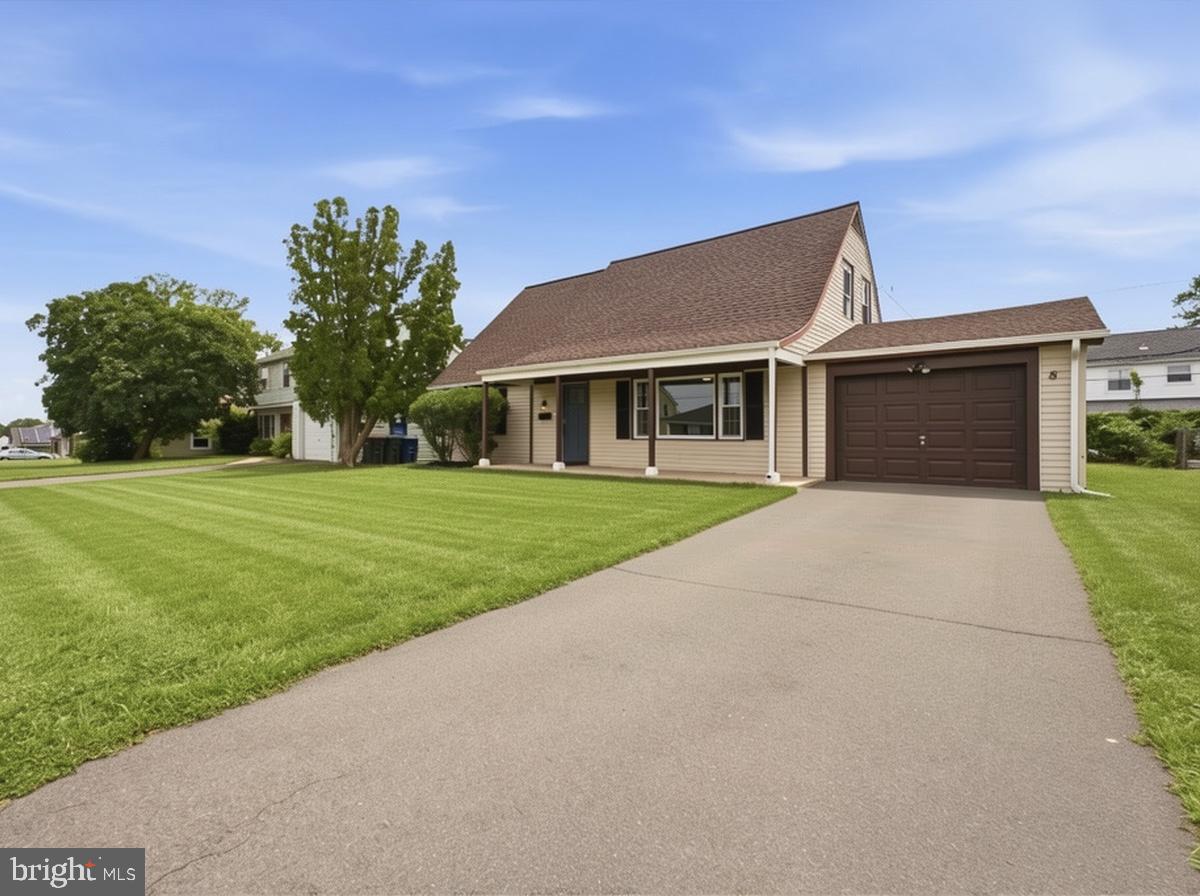 8 MARBORO LANE