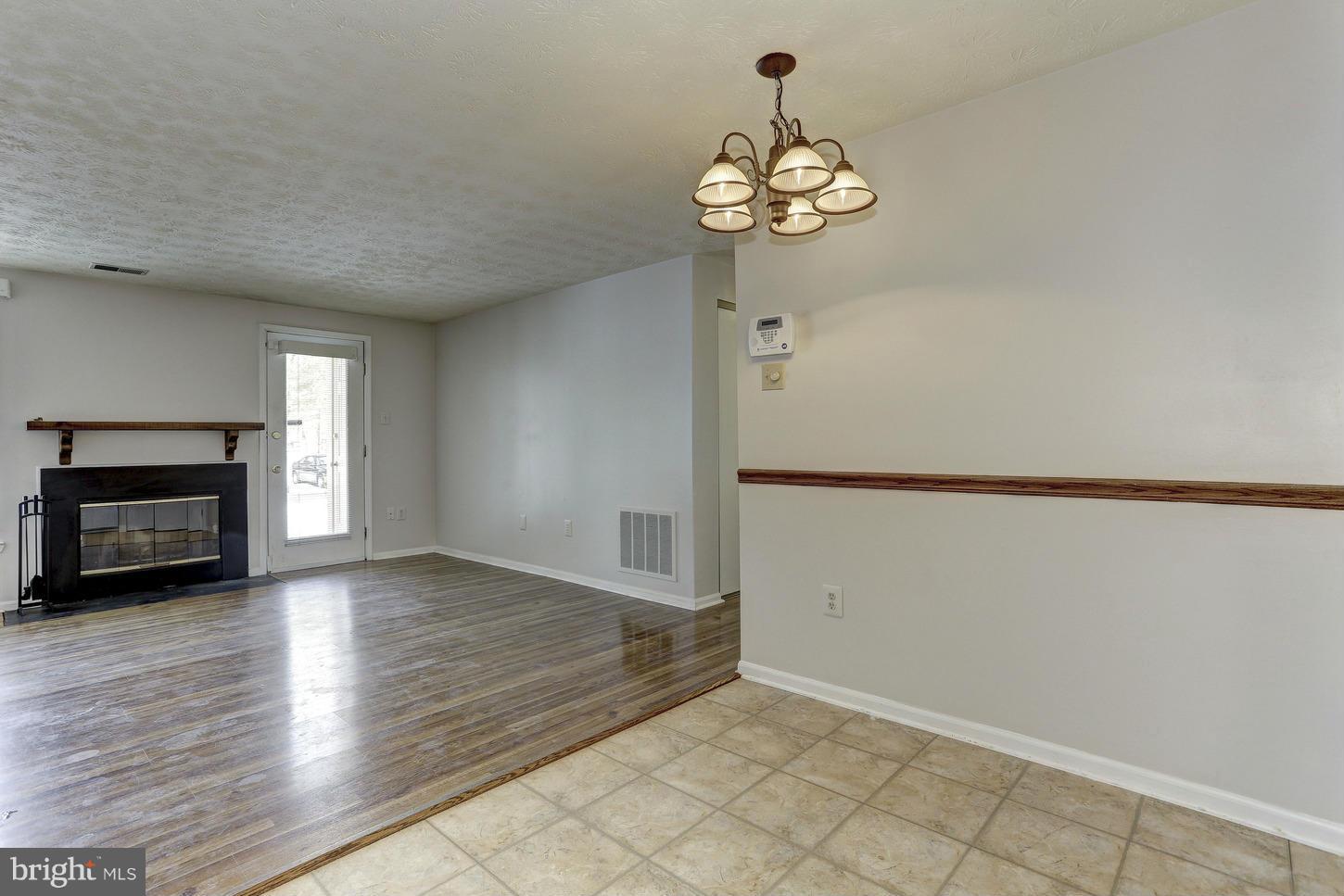 VILLAGE OF HICKORY RIDGE - Residential