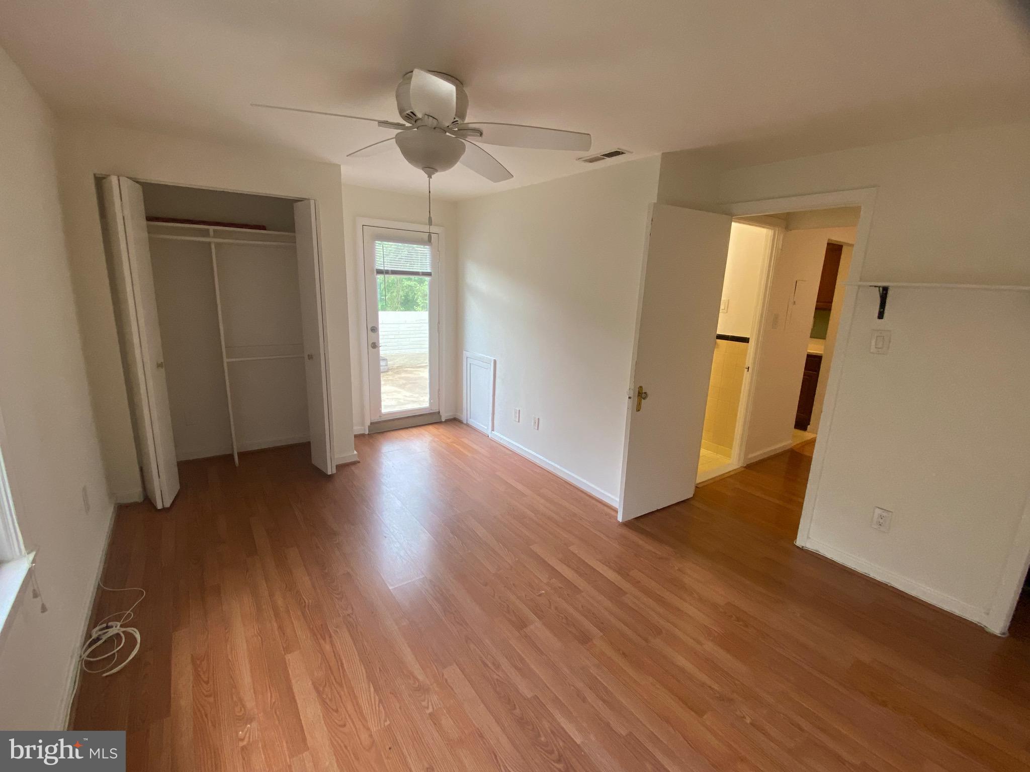 PARK GLEN - Residential Lease