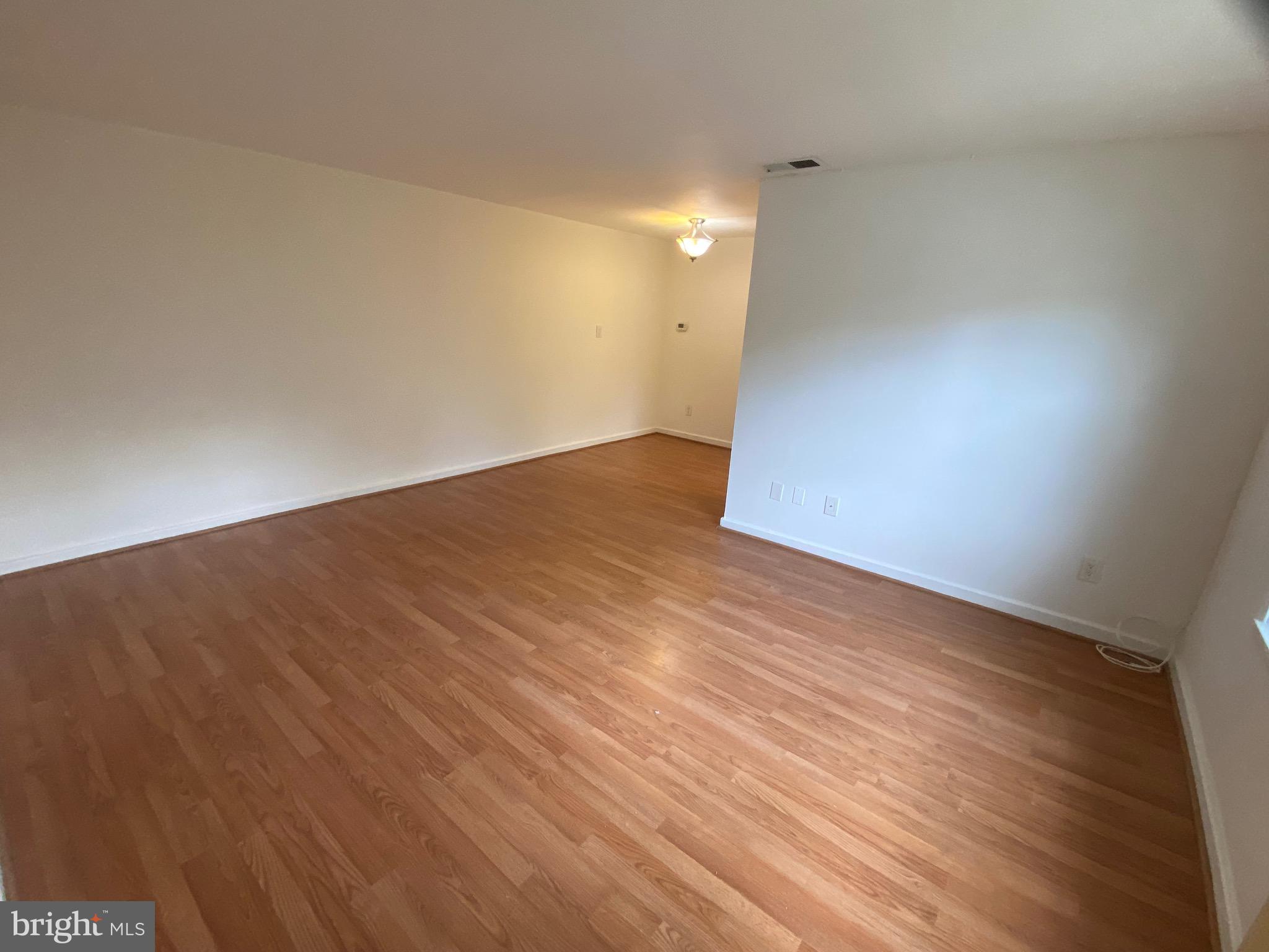 PARK GLEN - Residential Lease