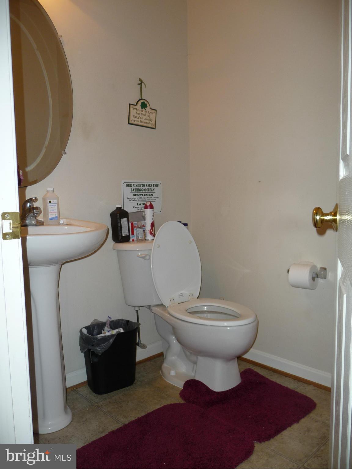 ROYAL HILLS ESTATES - Residential