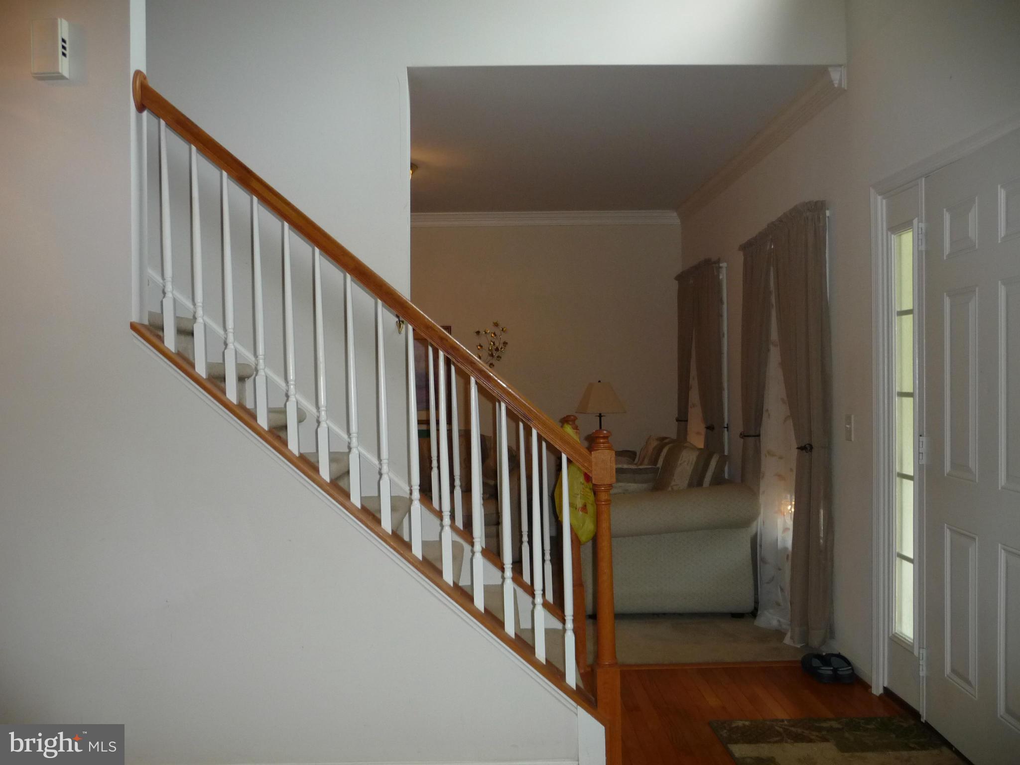 ROYAL HILLS ESTATES - Residential