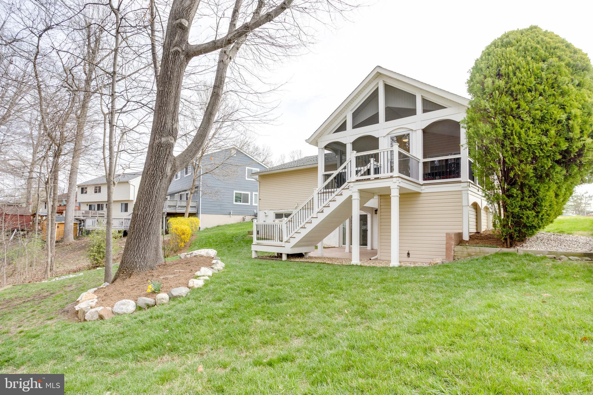 BENT TREE - Residential