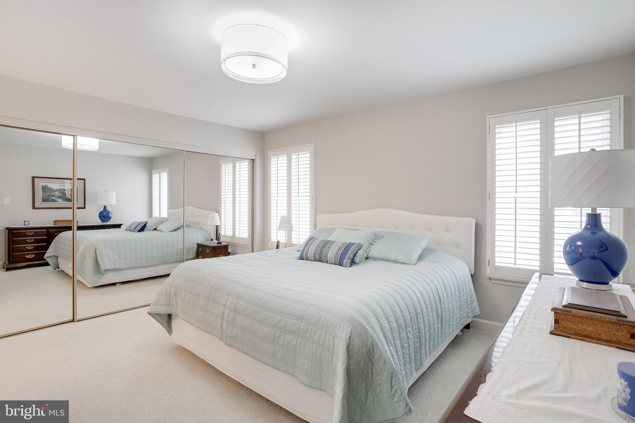 BENT TREE - Residential