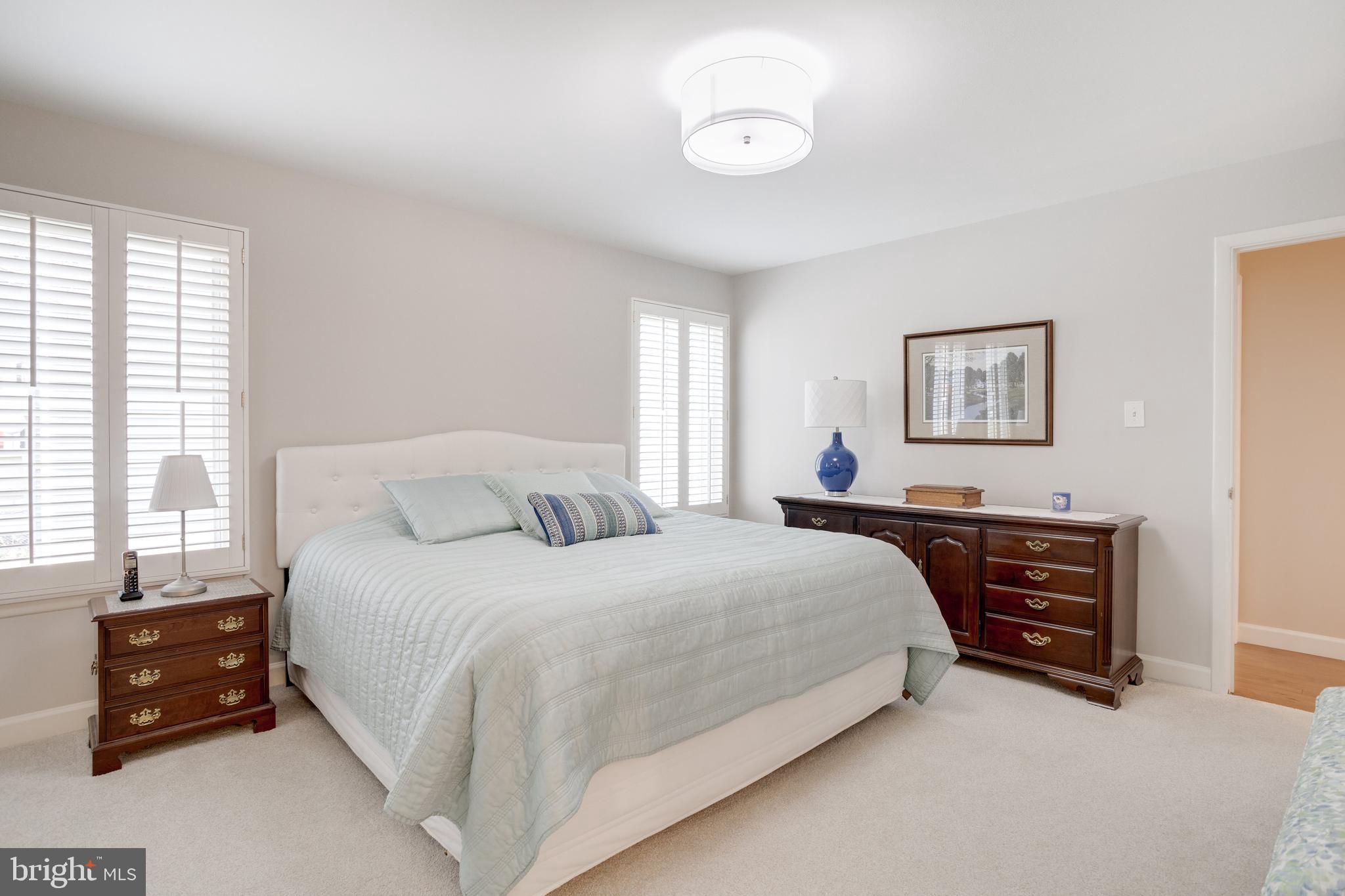 BENT TREE - Residential