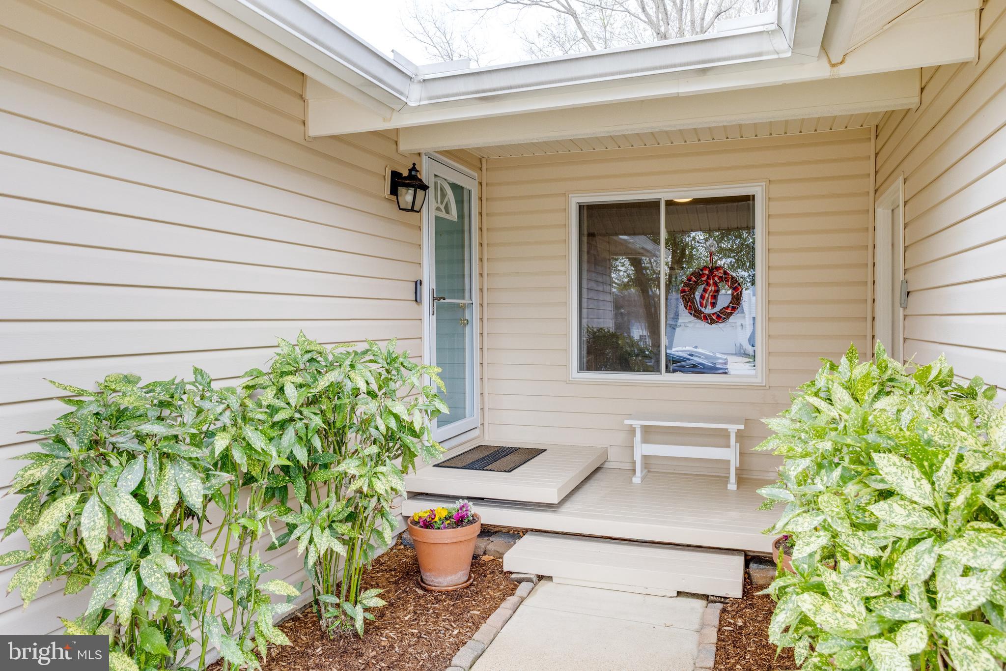 BENT TREE - Residential