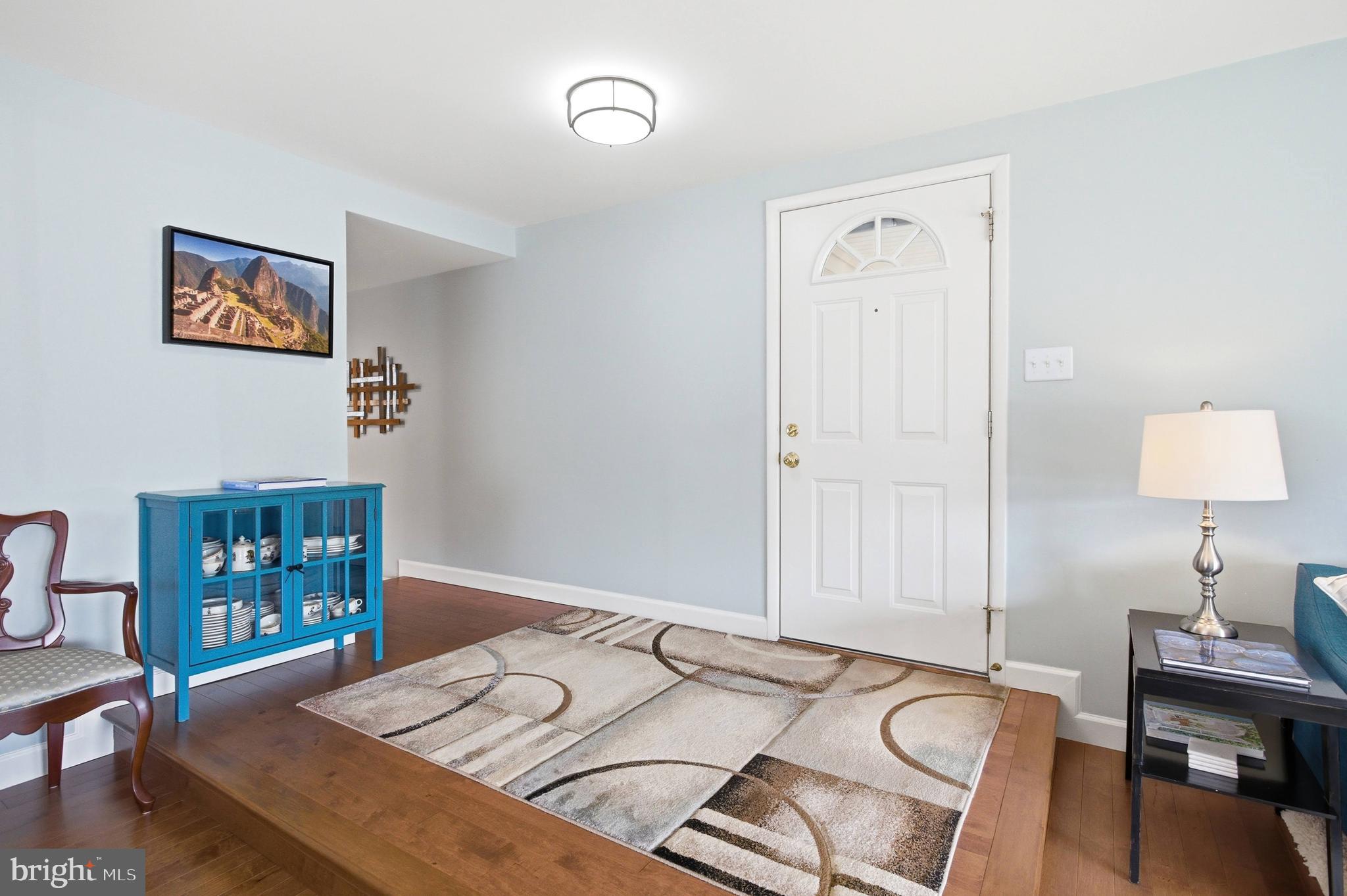 BENT TREE - Residential