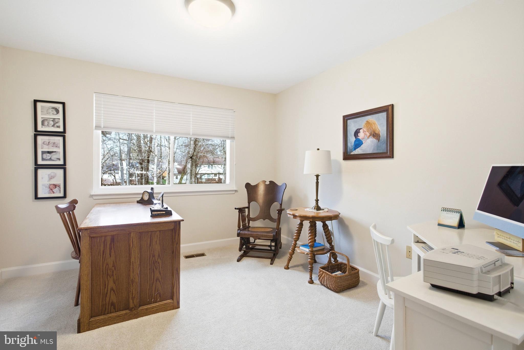 BENT TREE - Residential